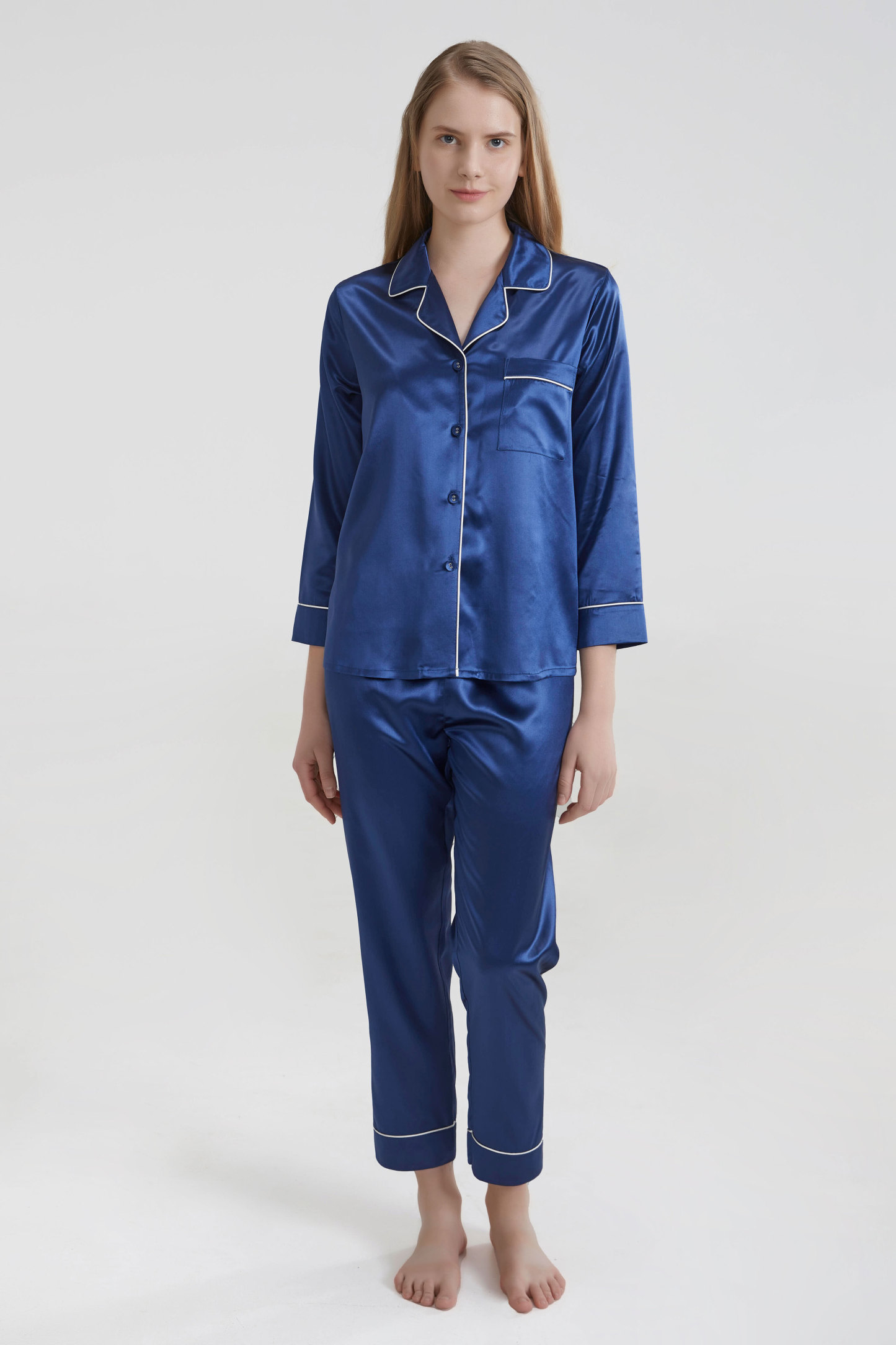 19 Pyjama chemise en soie de Momme