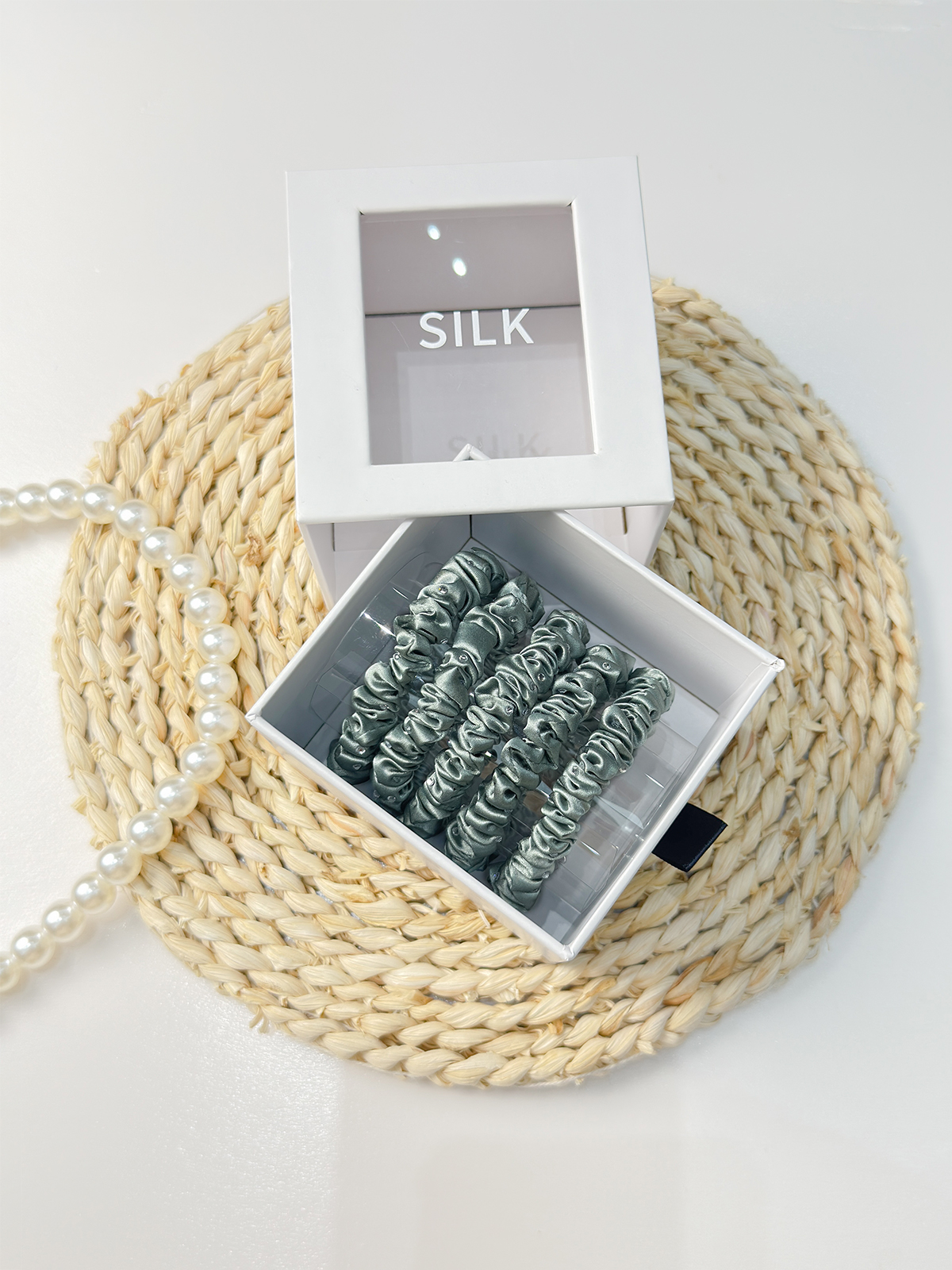 22 Momme Silk Hair Scrunchies 5-Pack (S, Solid Colors)