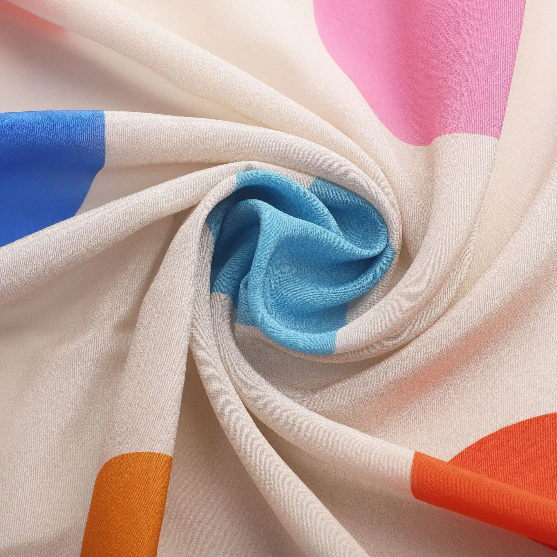 14Momme Seidenkrepp-Schal, quadratisch