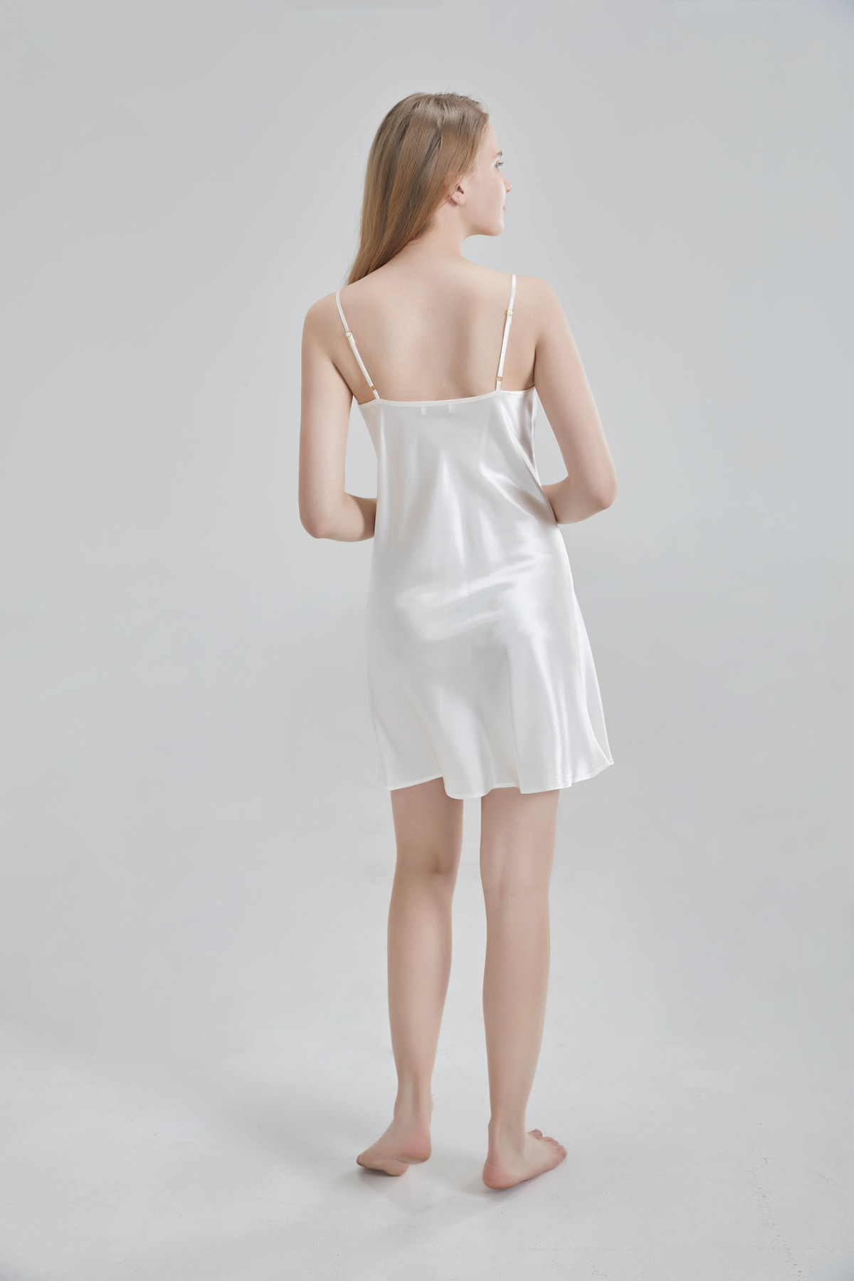 19 Momme Nachthemd-Hosenträger-Set