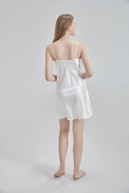 19 Momme Nachthemd-Hosenträger-Set