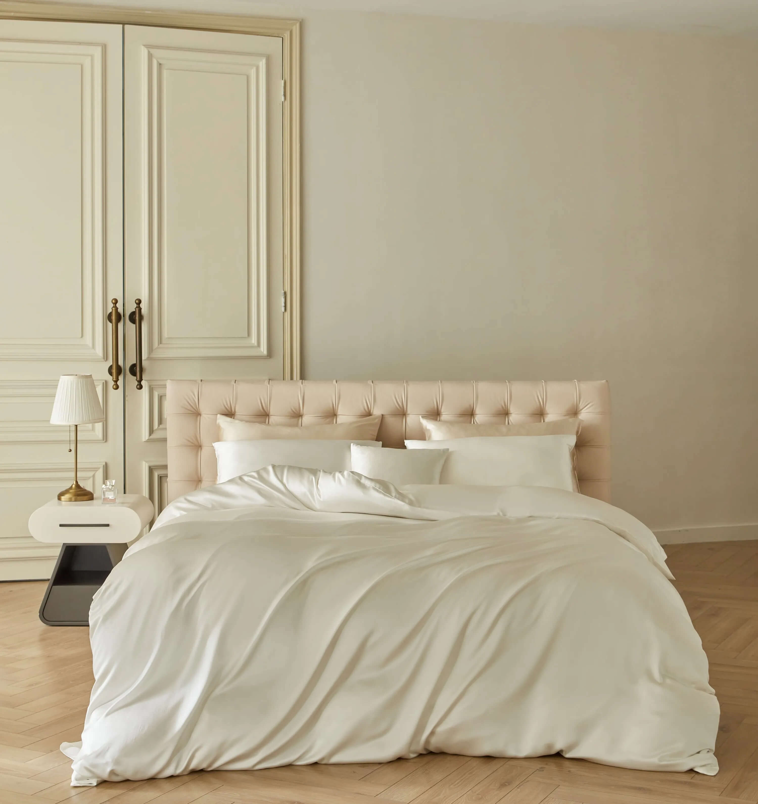 What’s Included in a Silk Bedding Set? The Ultimate Guide to Composition and Choosing the Right One