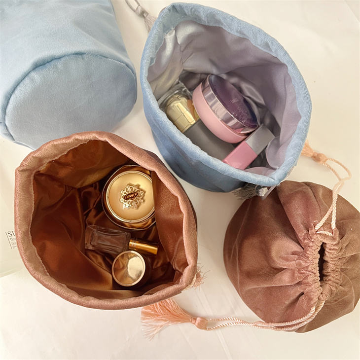 Custom Logo Velvet Round Bottom Drawstring Candle Bags Gift Pouches
