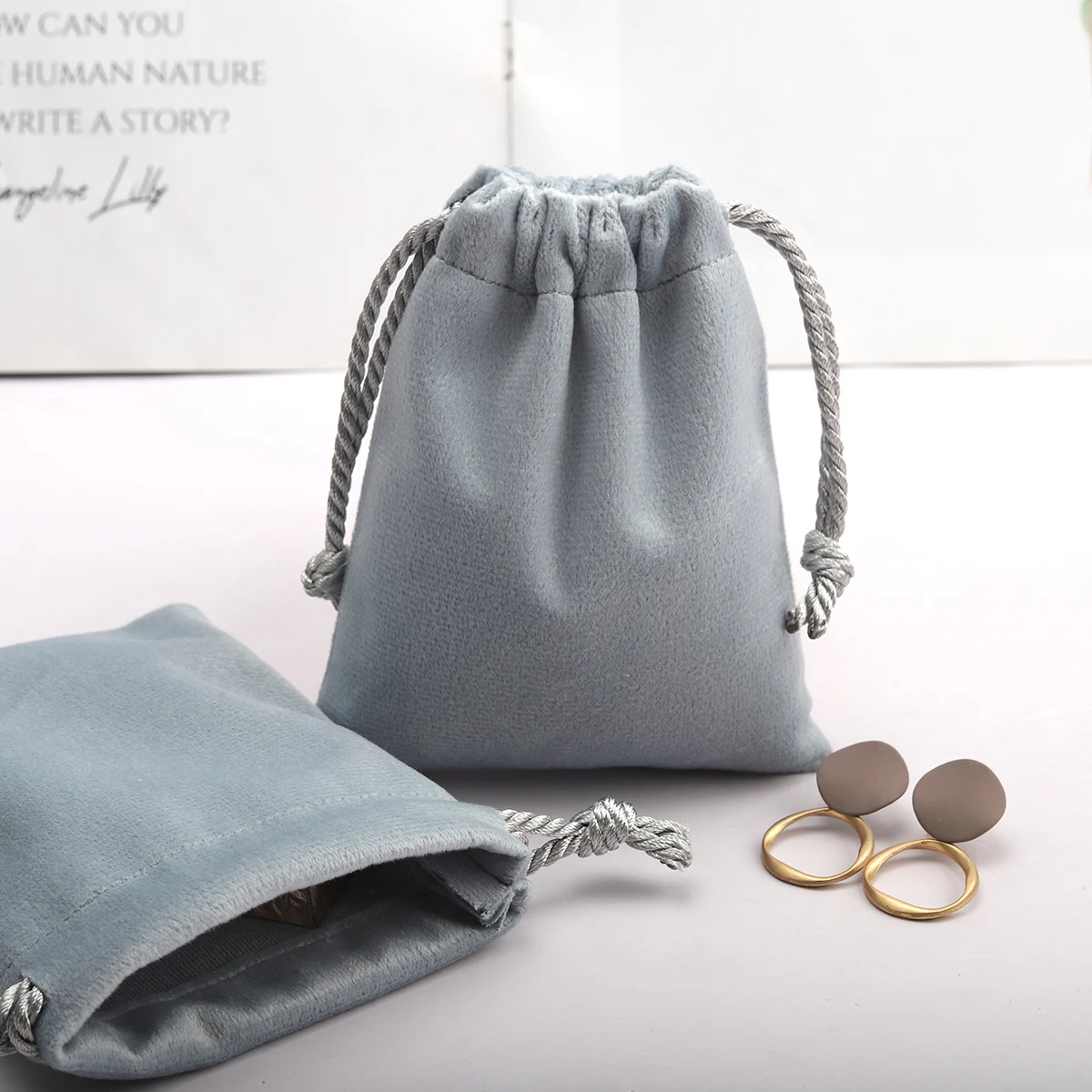 Custom Logo Jewelry Velvet Drawstring Pouches