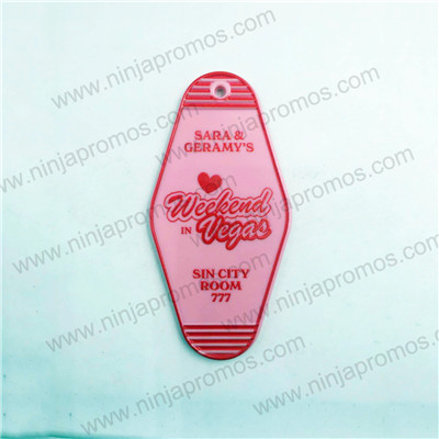 Custom Vintage Keychains Logo With Outlines Print