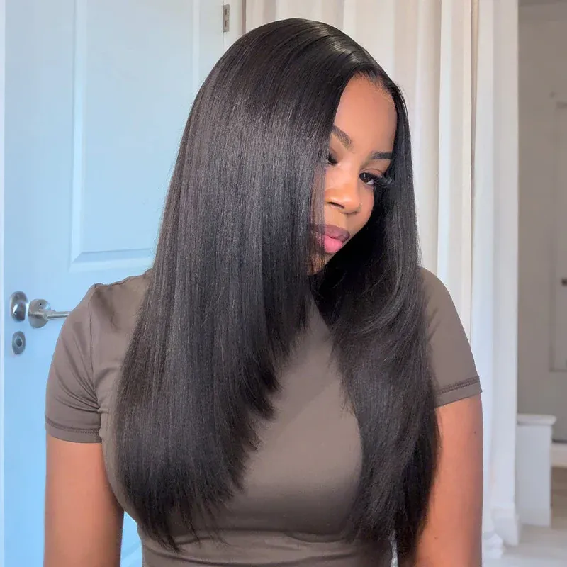 20-inch Natural Layered Cut Yaki Straight Silky Bob