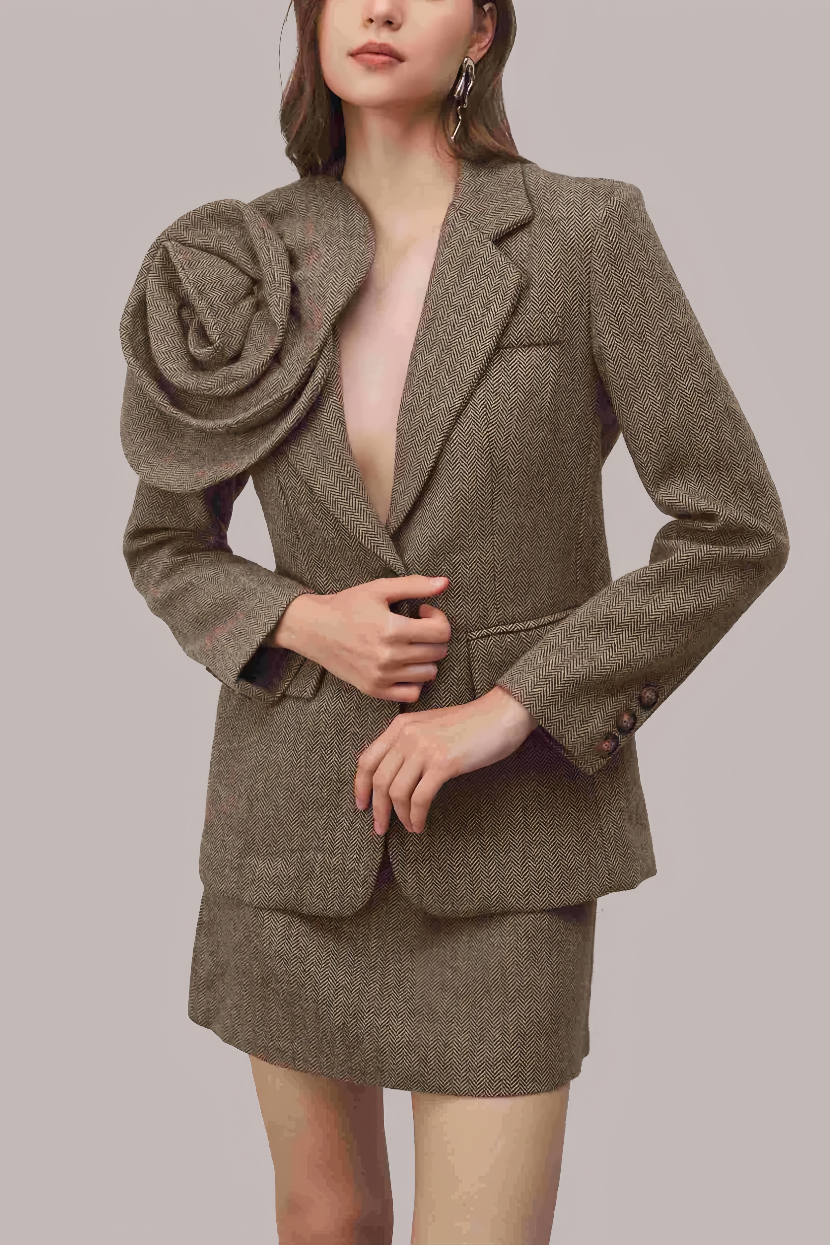 Ilara 3D Floral Solid Long Sleeve Blazer