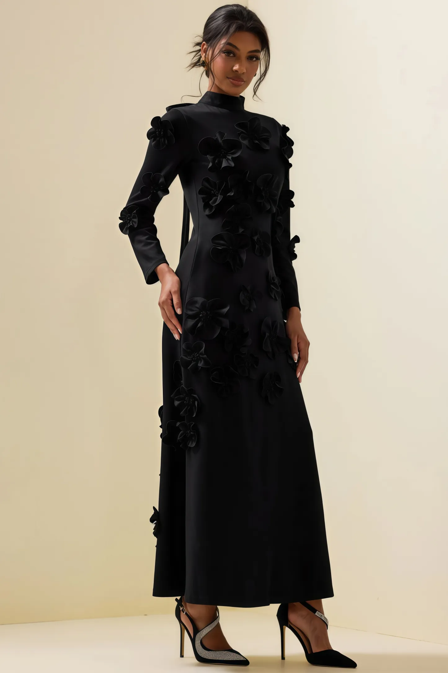 Basil 3D Flower Stand Collar Midi Dress
