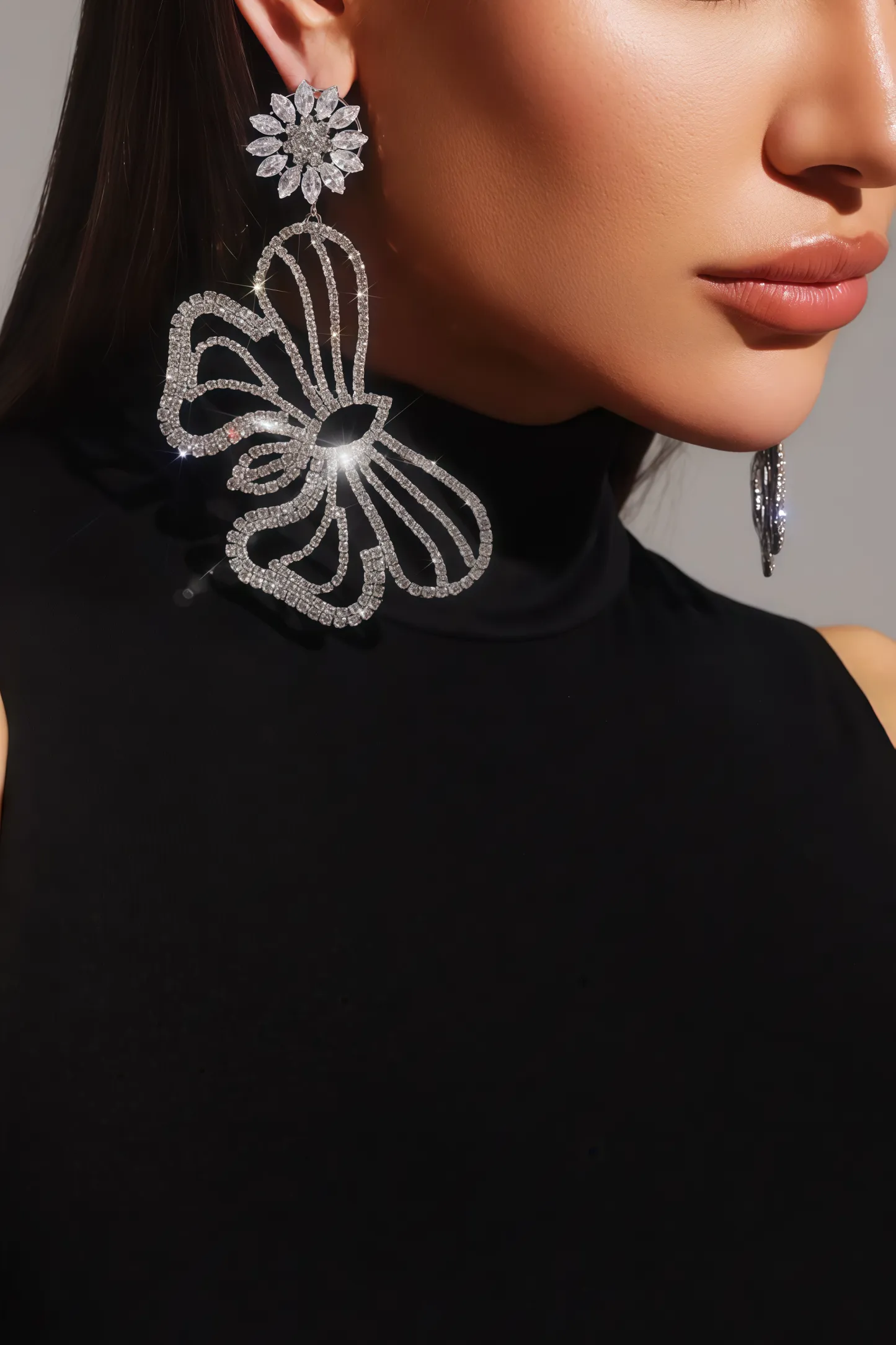 Brenr Butterfly Hollow Out Diamond Earrings