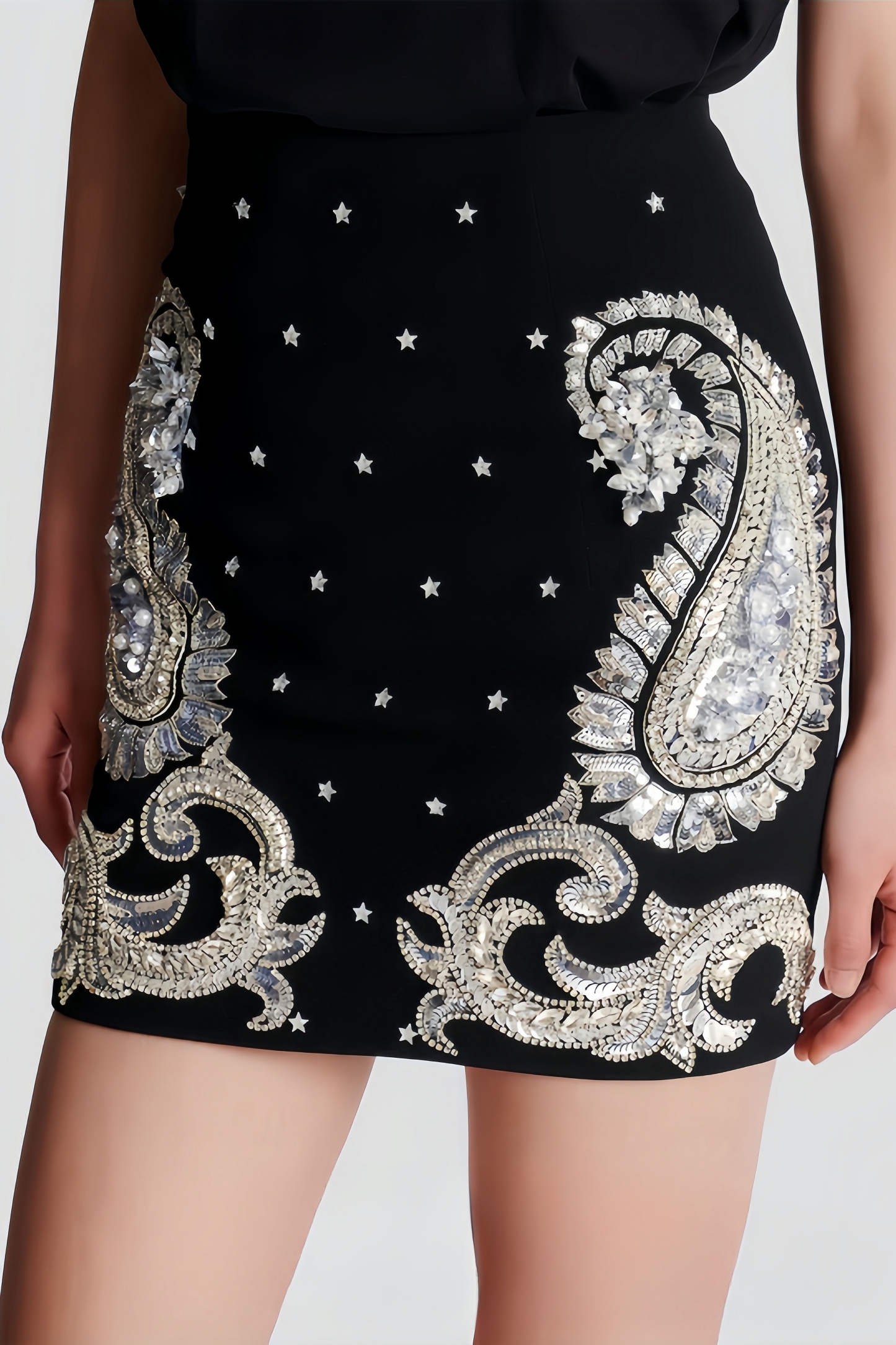 Pira Rhinestone Sequins Hanging Neck Skirt Set