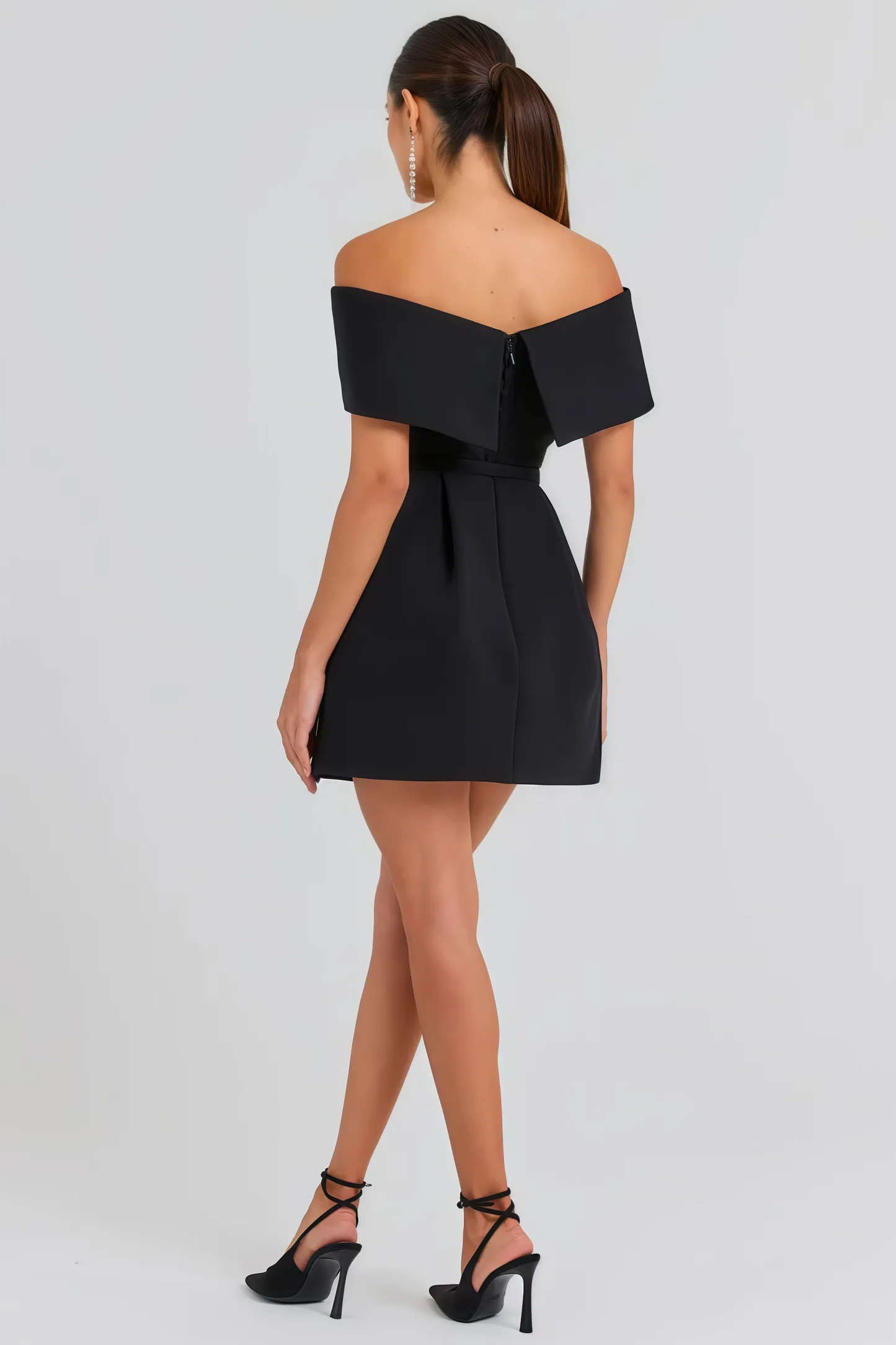 Hilia Black One Shoulder Mini Dress