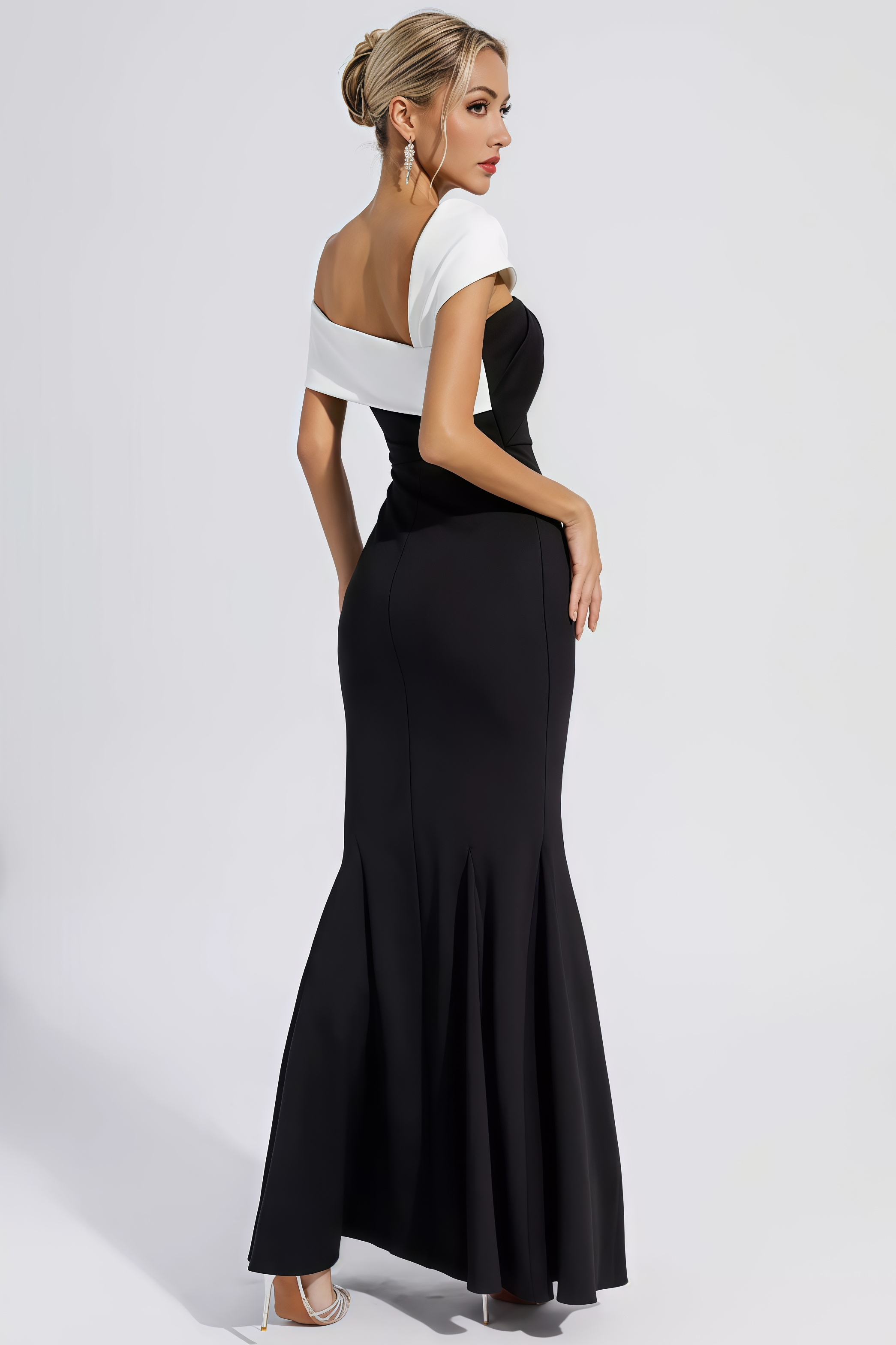 Zora Black Off-Shoulder Mermaid Maxi Dress