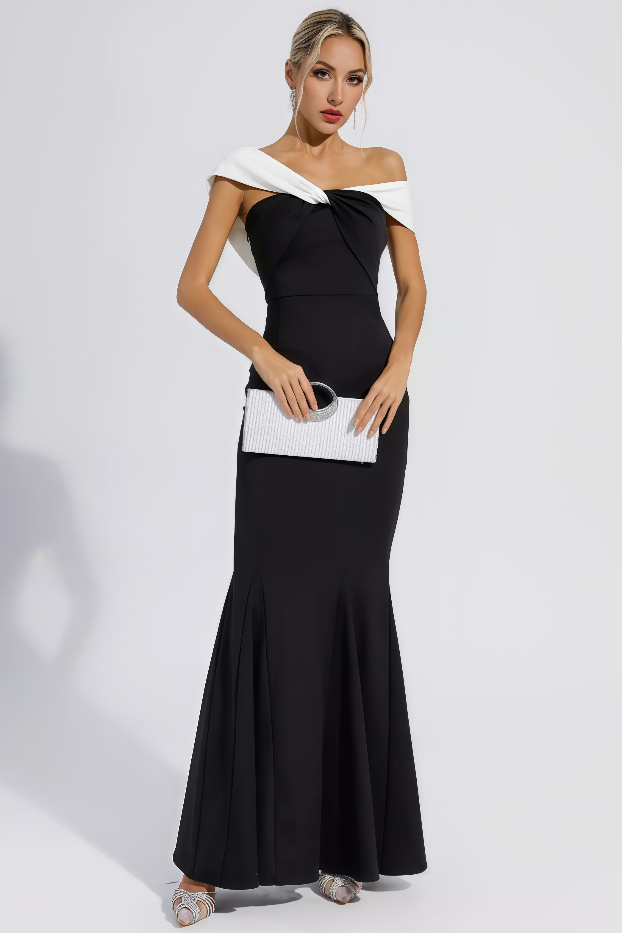 Zora Black Off-Shoulder Mermaid Maxi Dress