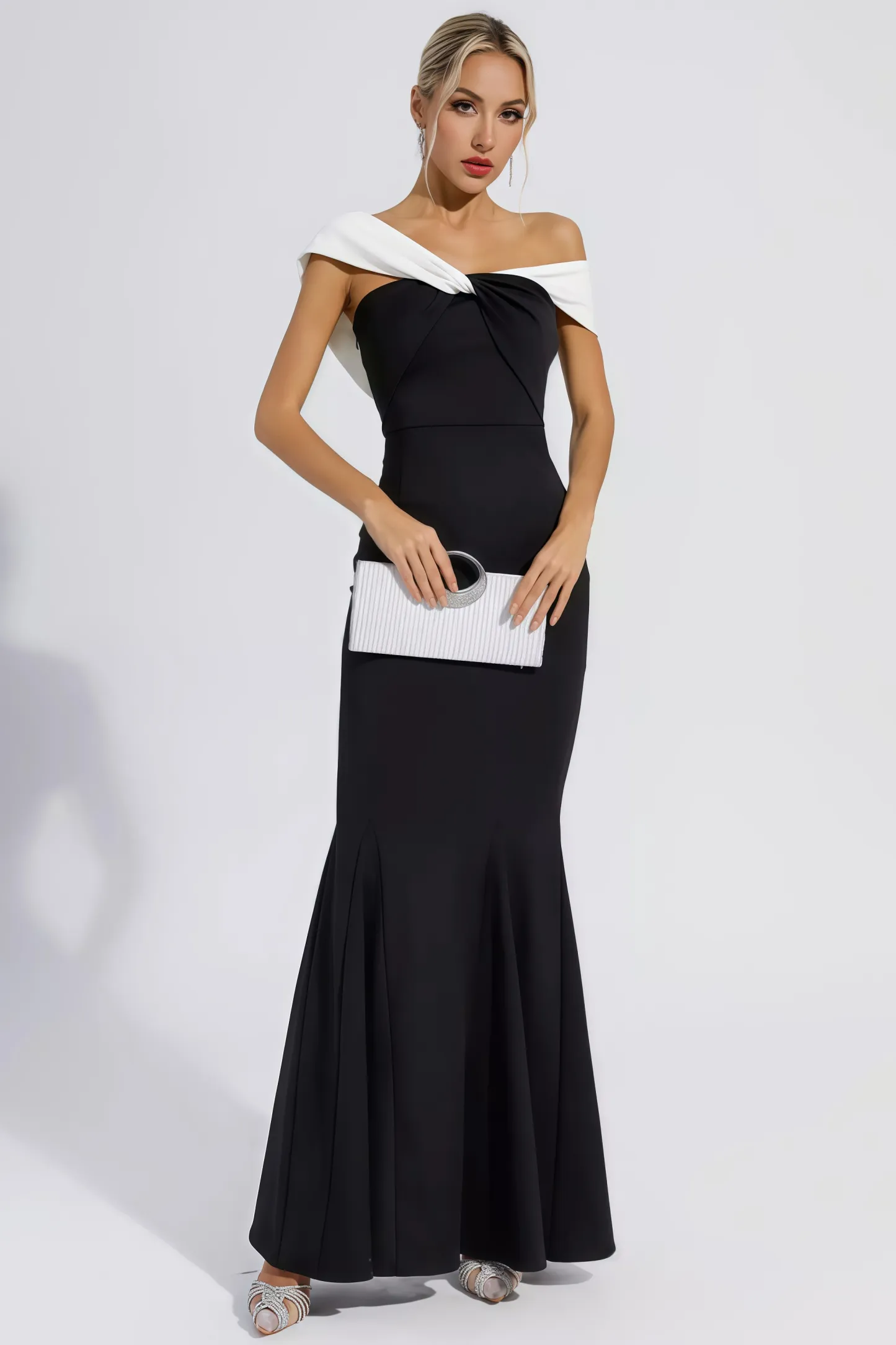 Zora Black Off-Shoulder Mermaid Maxi Dress