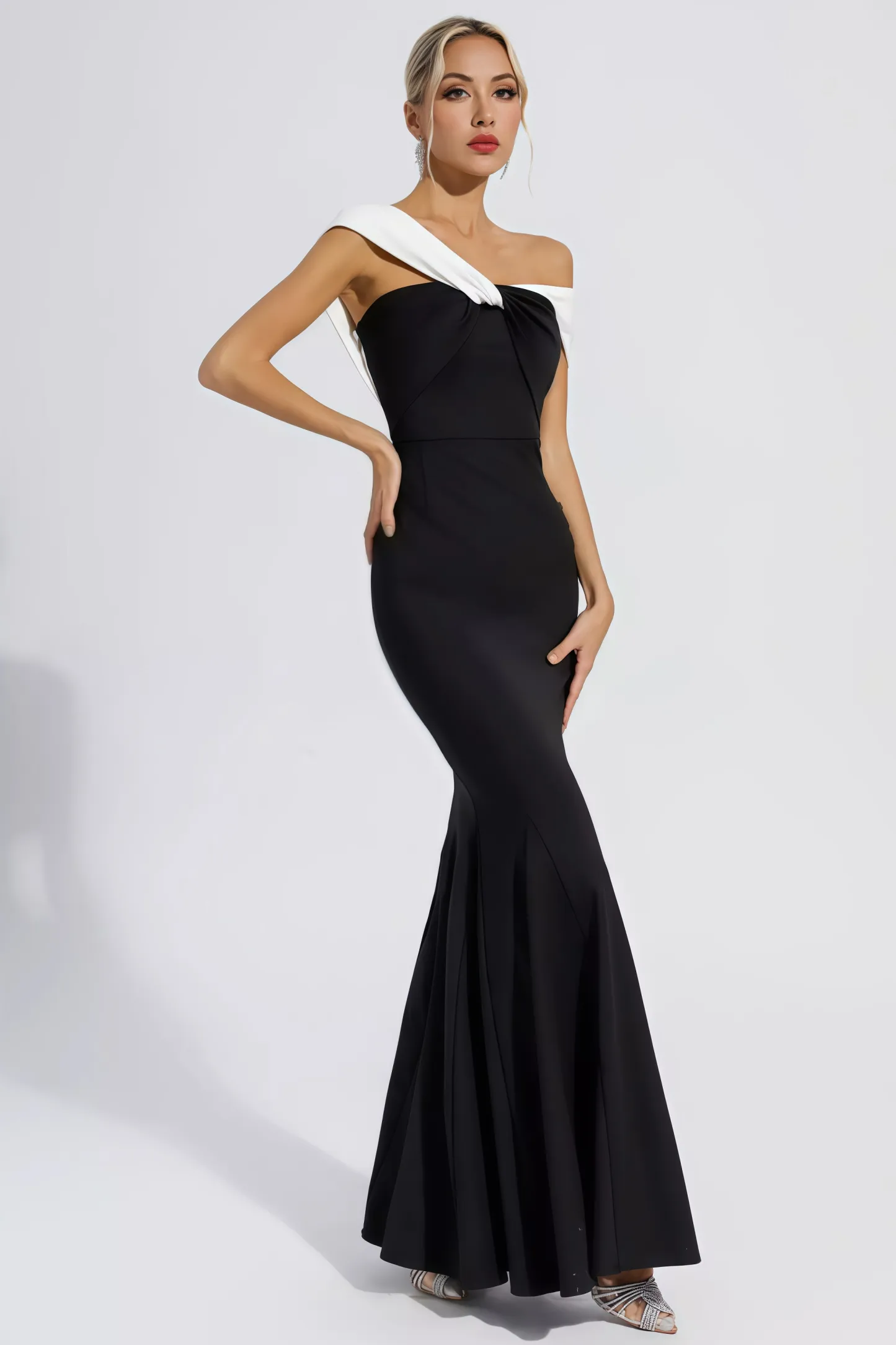 Zora Black Off-Shoulder Mermaid Maxi Dress