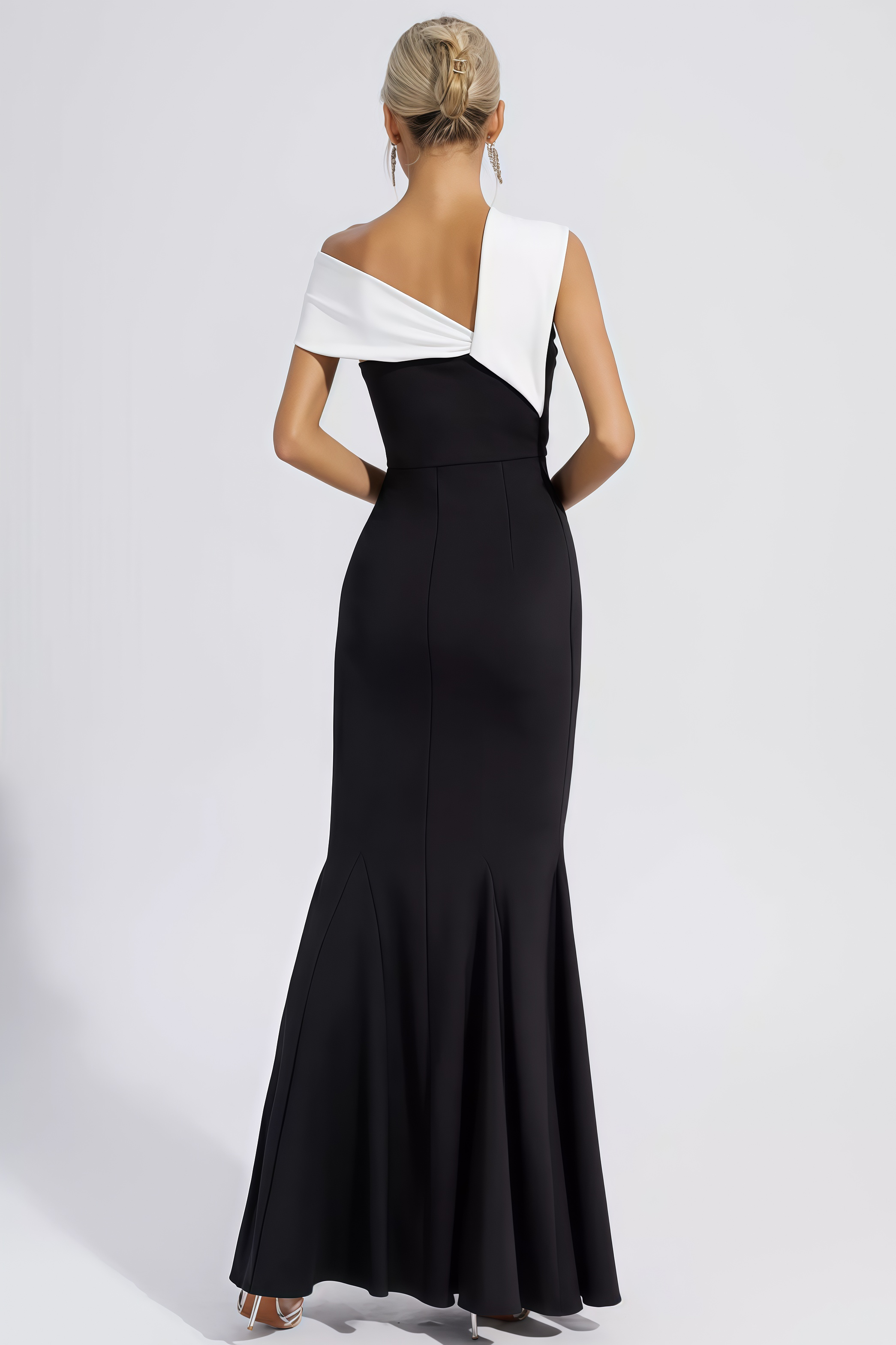 Zora Black Off-Shoulder Mermaid Maxi Dress