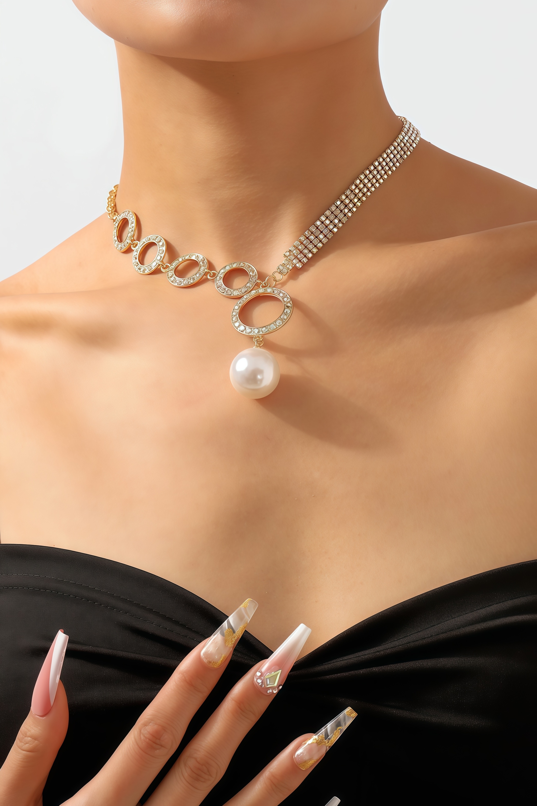 Ottilie Pearl Circle Necklace