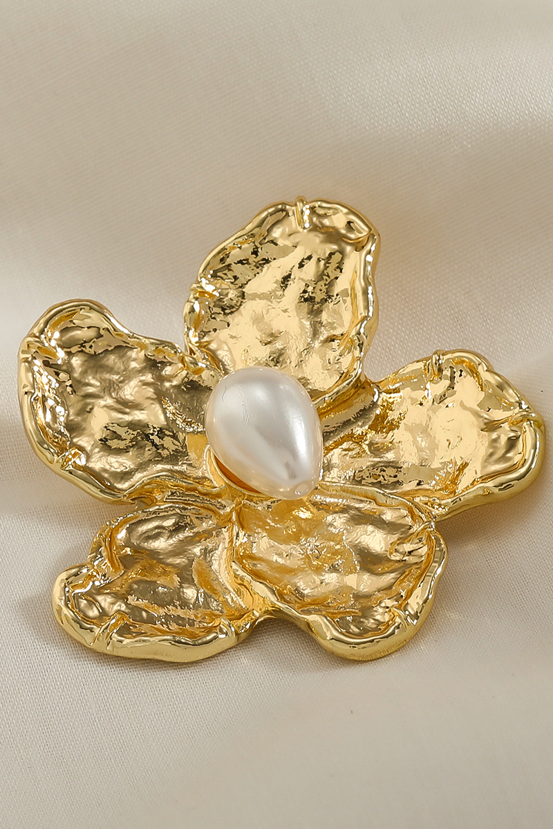 Harper Metal Flower Earrings