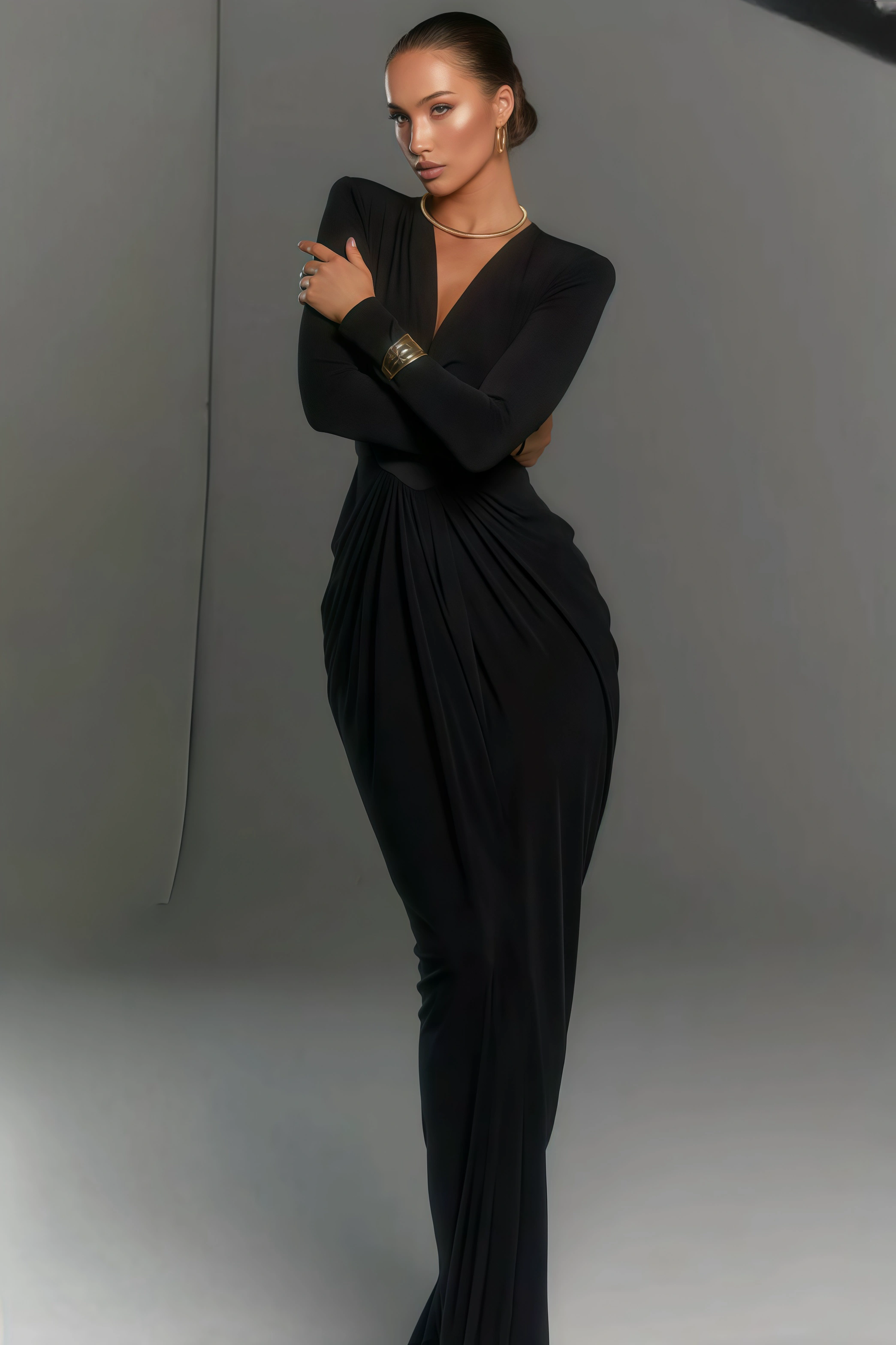 Lynn V-Neck Long Sleeve Split Maxi Dress