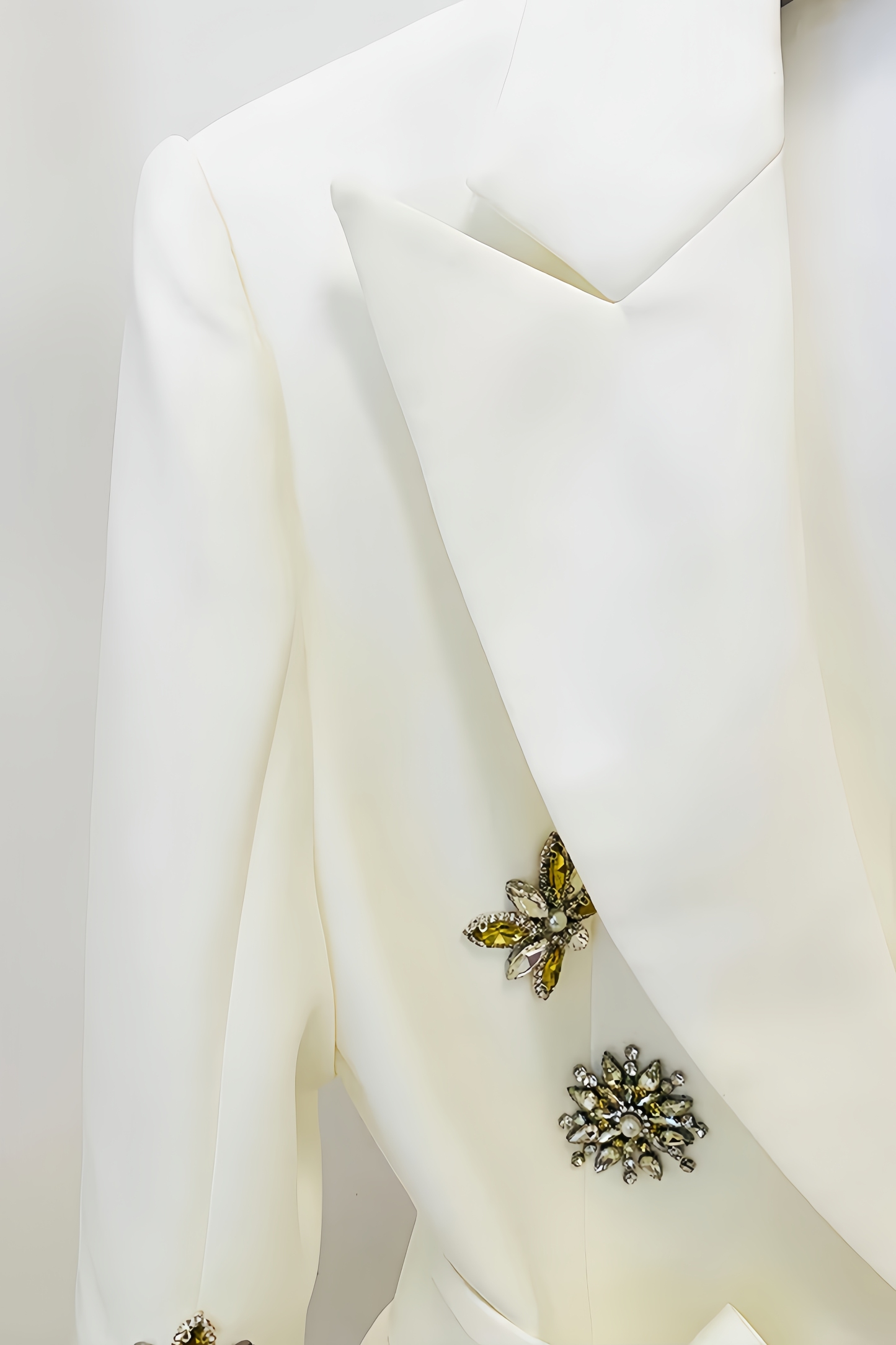 Lyvia Split Sleeve Lace-Up Blazer