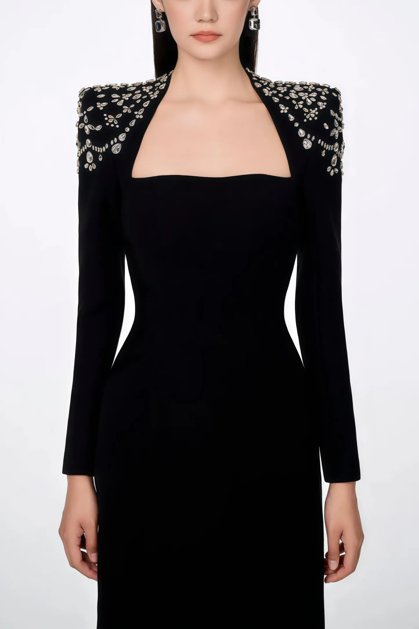 Roxany Queen Anne Neckline Maxi Dress