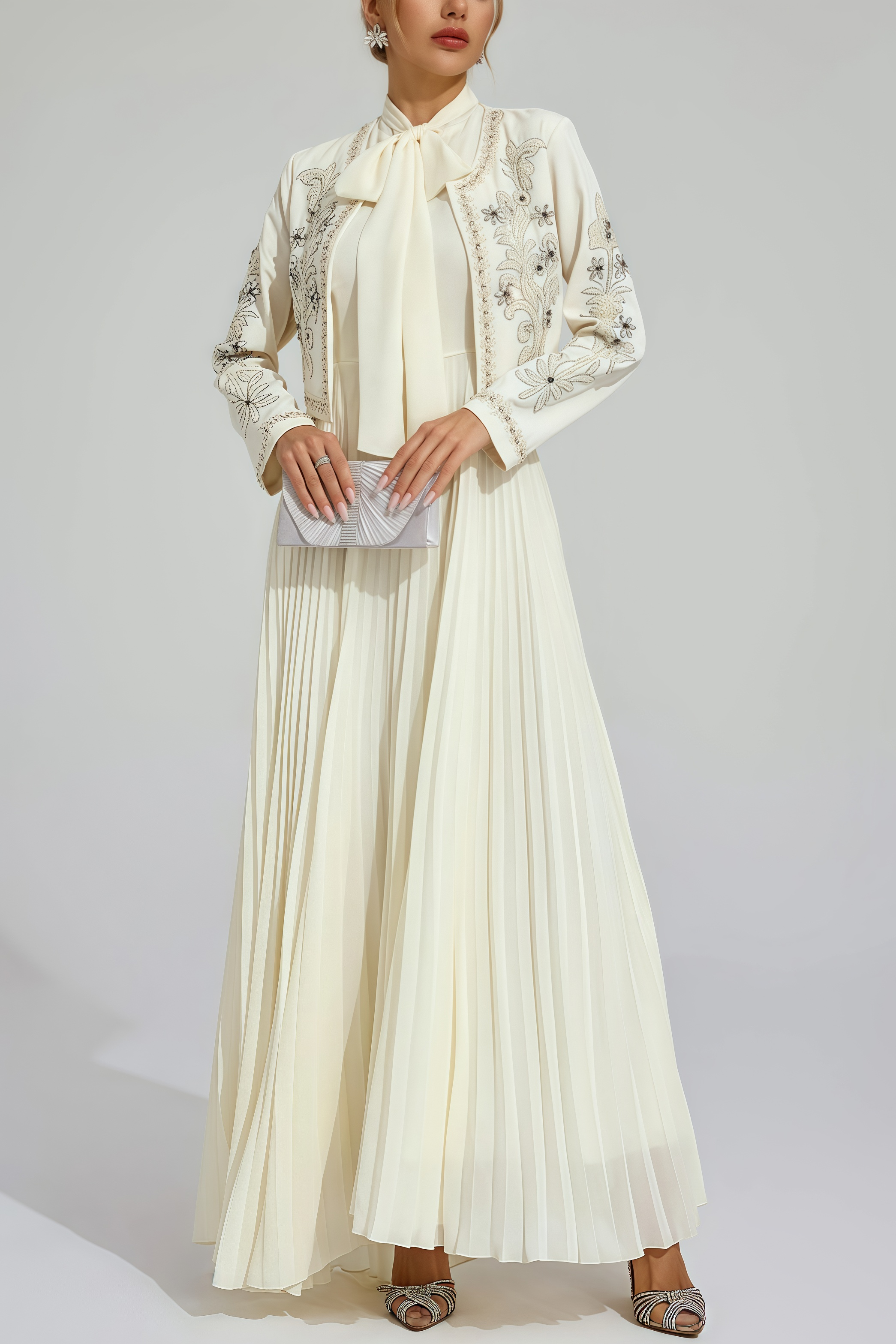 Delsld White Beads Embellished Set