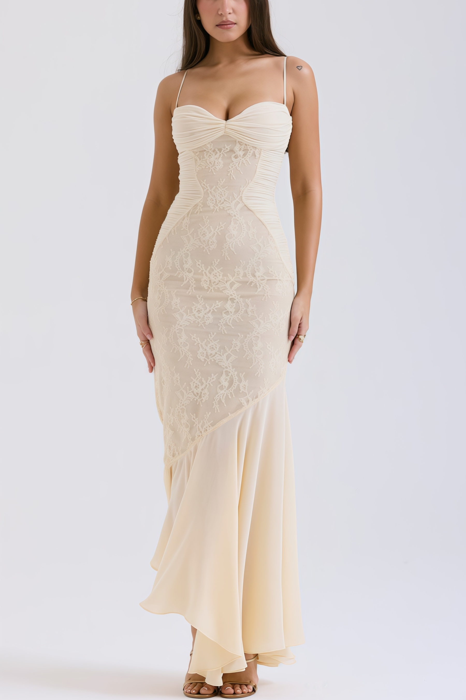 Vaelse Lace Ruffle Halter Maxi Dress