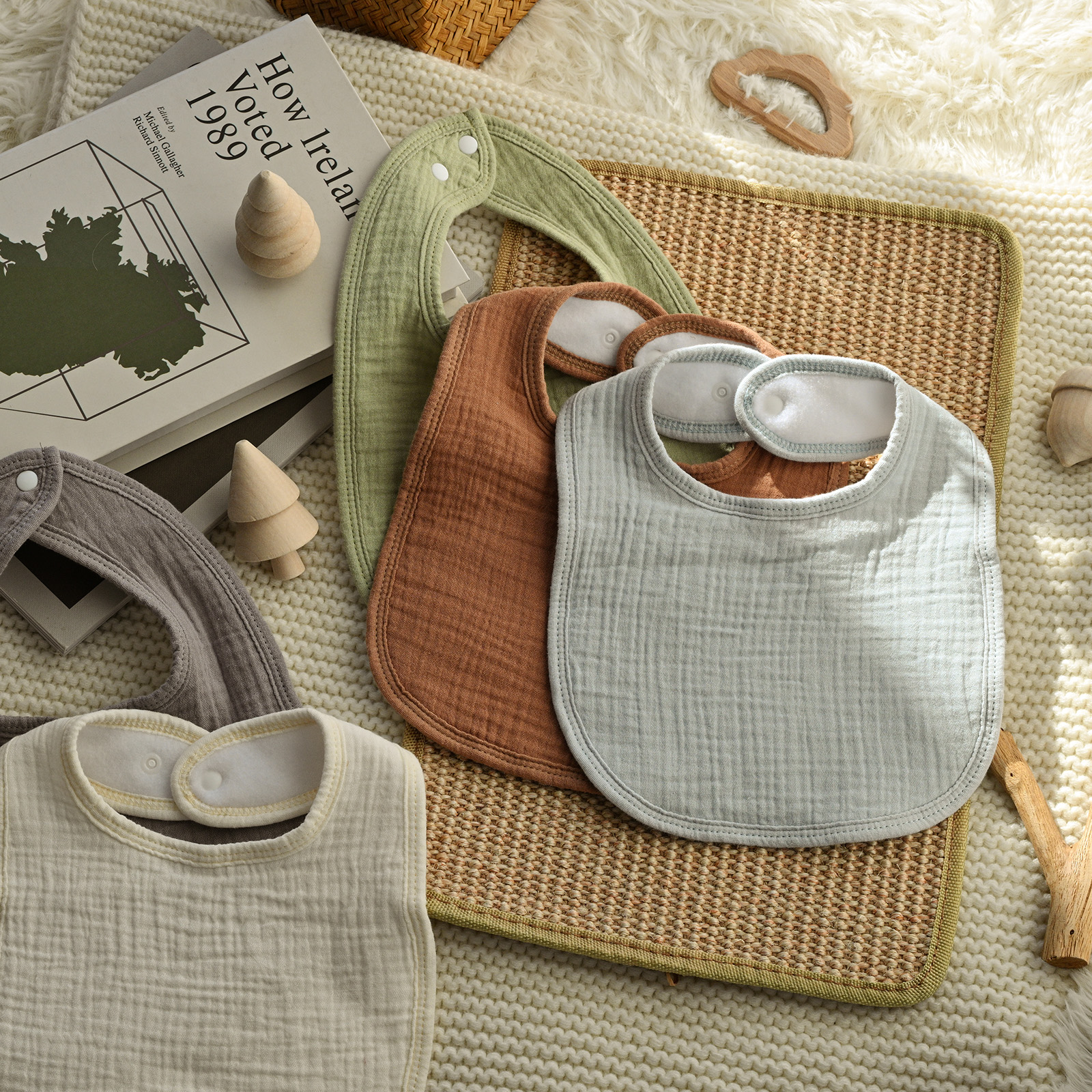 Viability | baby muslin bibs 6 pack | 0-36 months