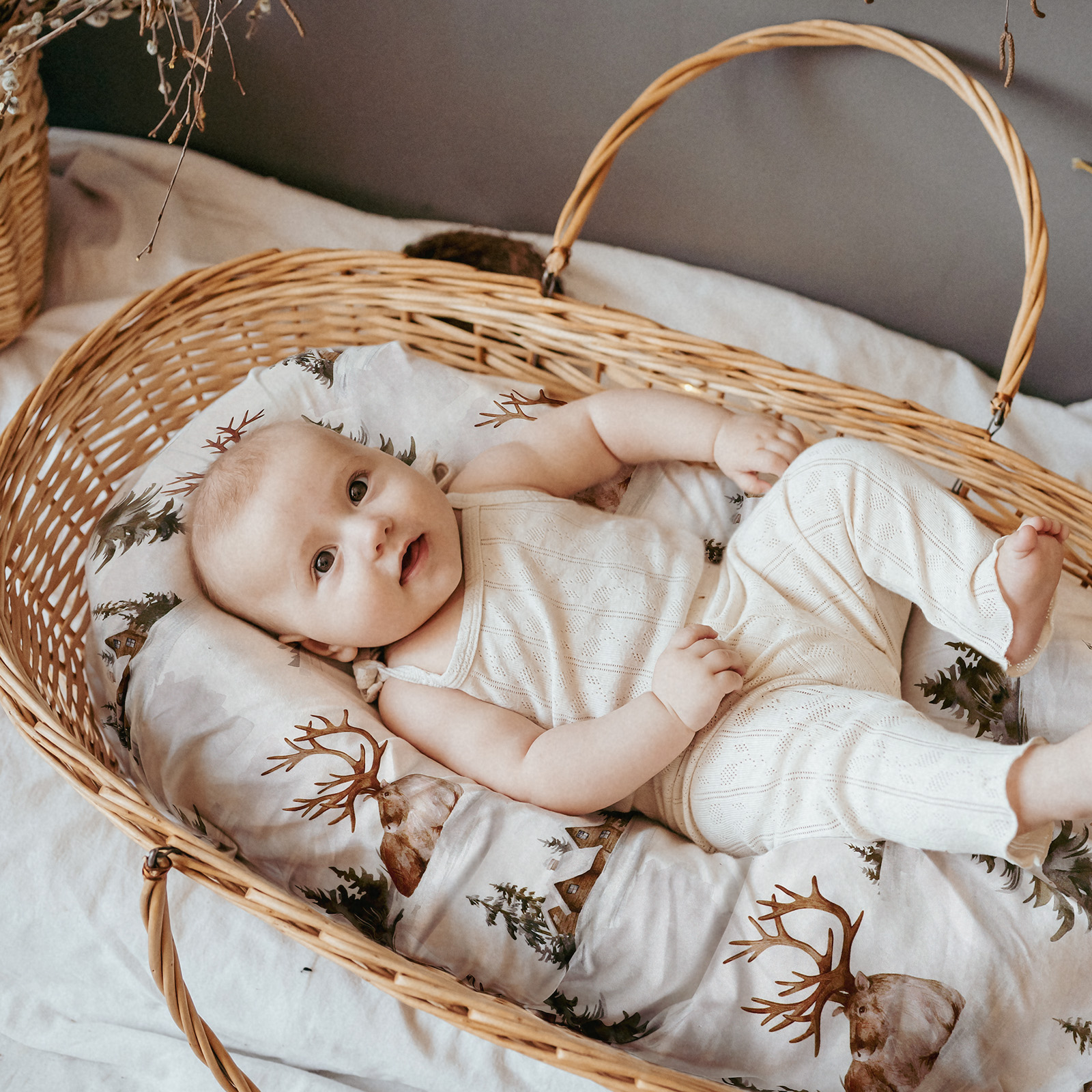 Christmas Elk | Soft Microfiber Fitted Change Pad Cover & Bassinet Sheets 4 Pack | 16''*32''