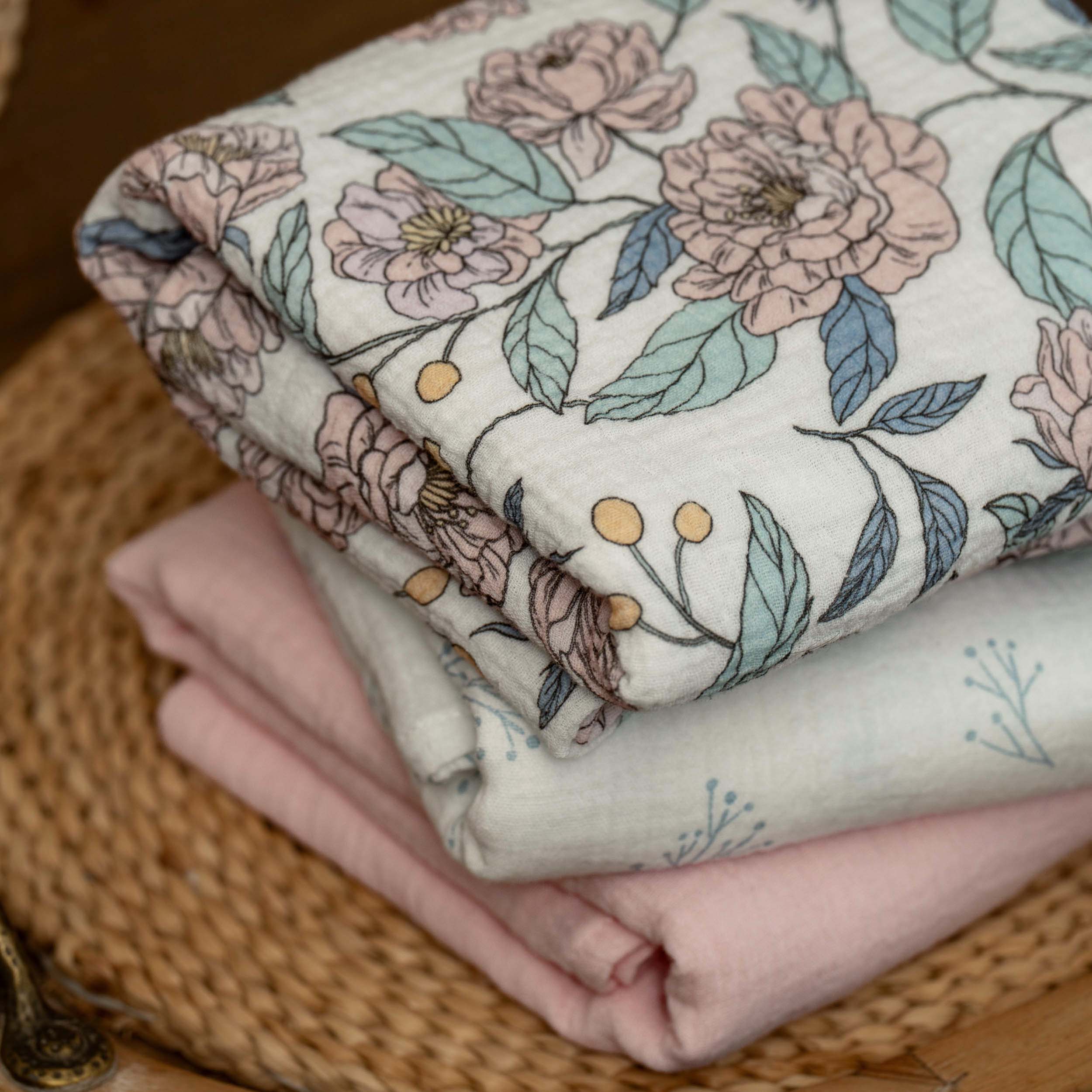 Muslin Swaddle Blankets 3-Pack | 38"x40" | Floral Fantasy