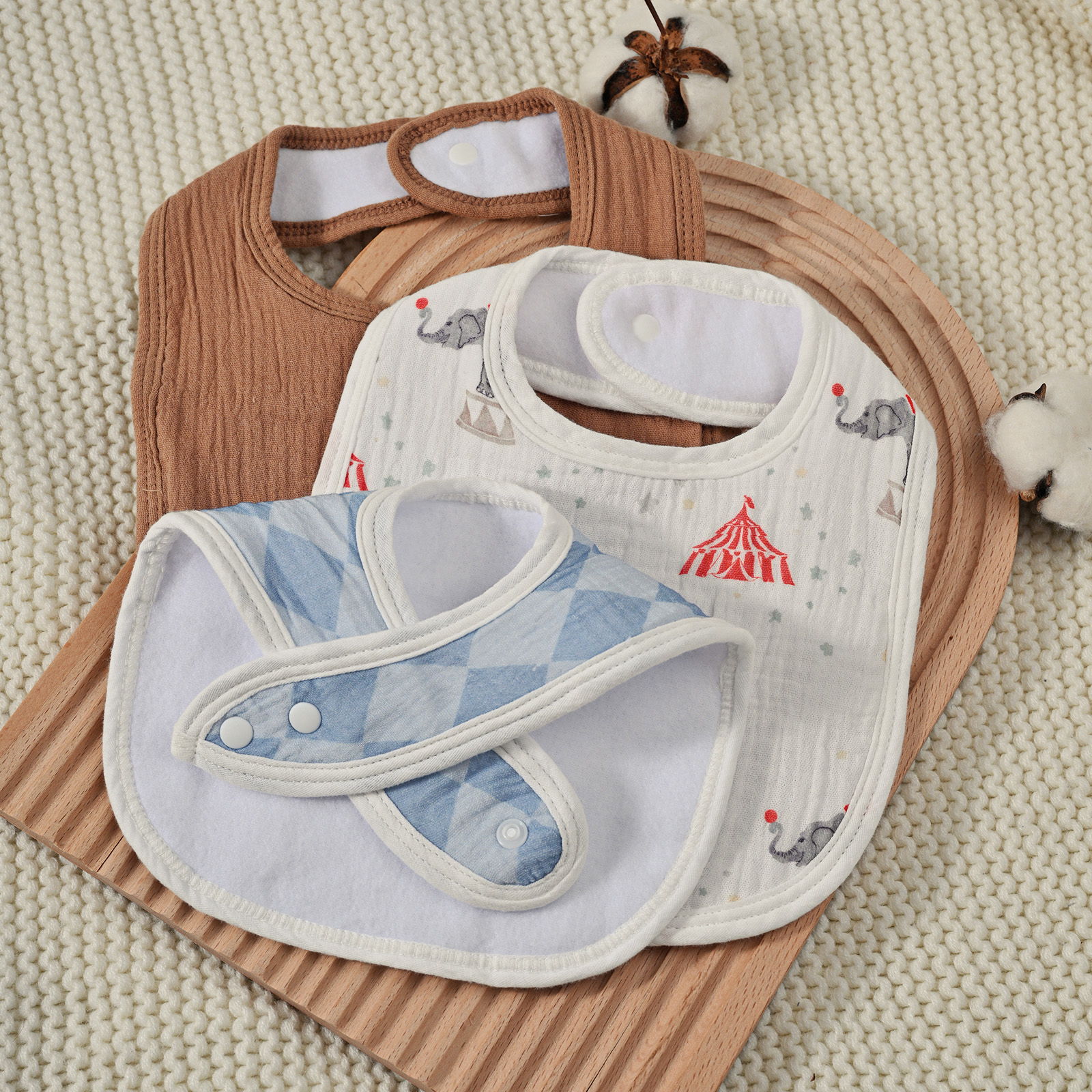 Circus | baby muslin bibs 8 pack | 0-36 months