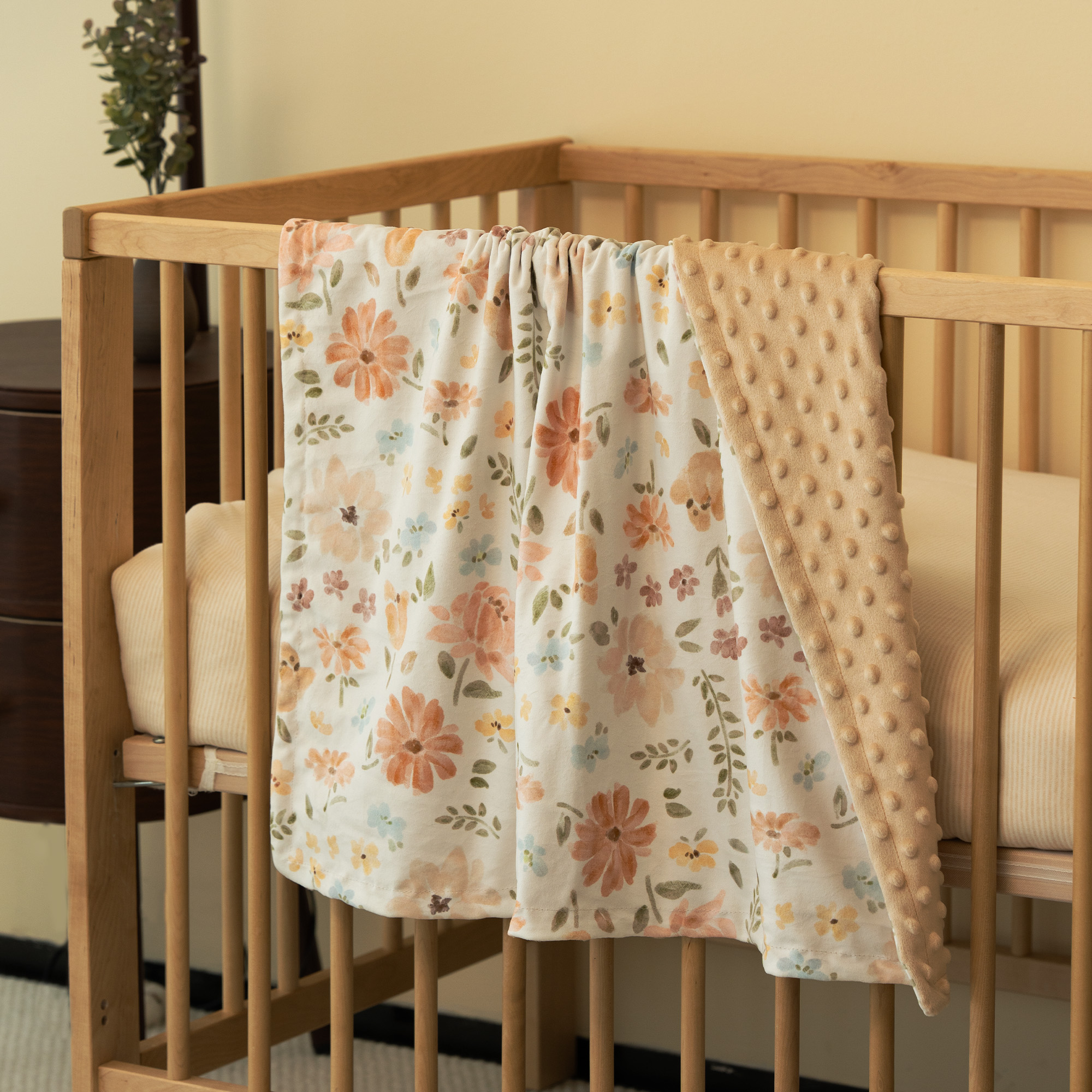 Pastoral Whispers | Fleece Plush Dot Blanket | 30''*40''