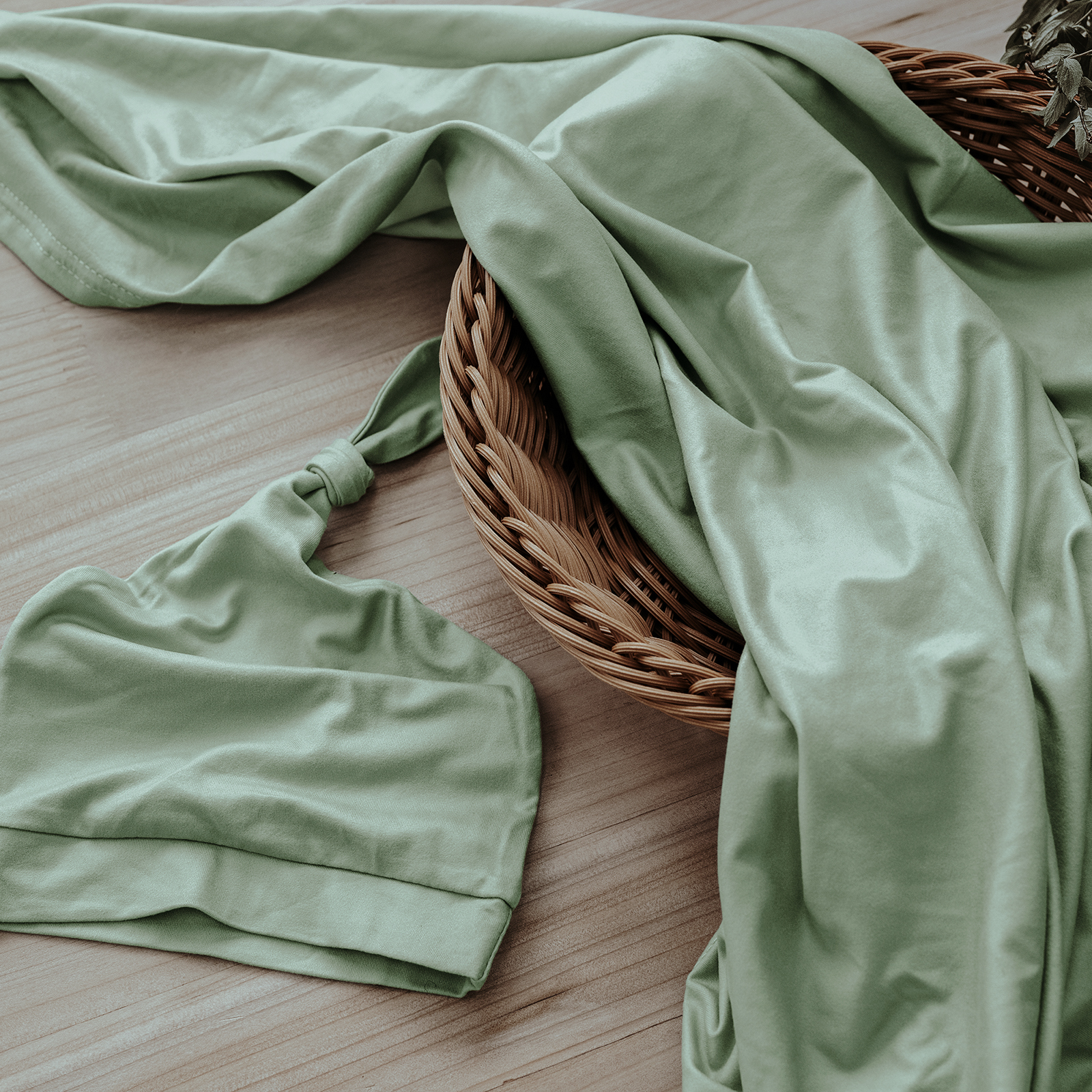 Sage | Baby Swaddle and Hat Set | 33.5*43inch