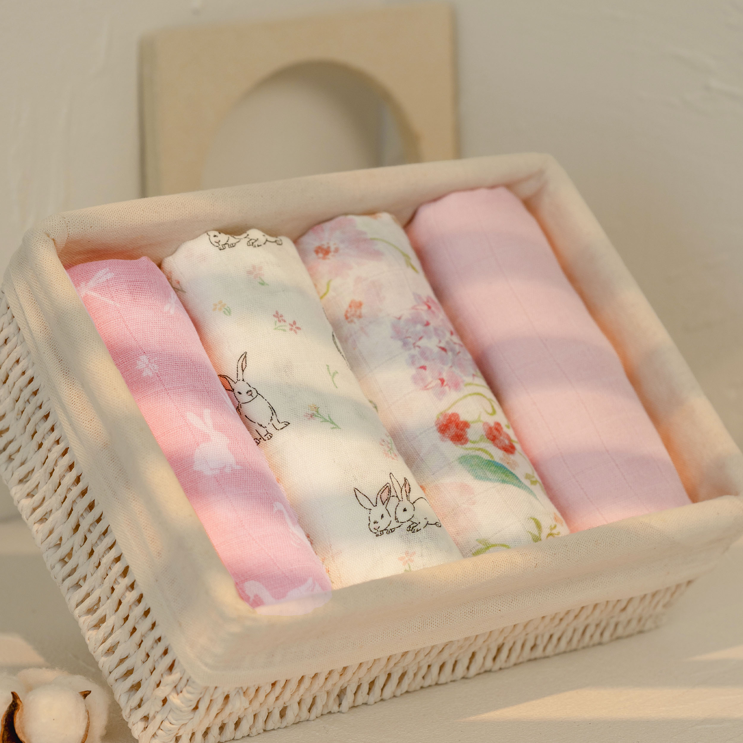 Muslin Swaddle Blankets 2-Pack | 35"x40" | Looking for Spring