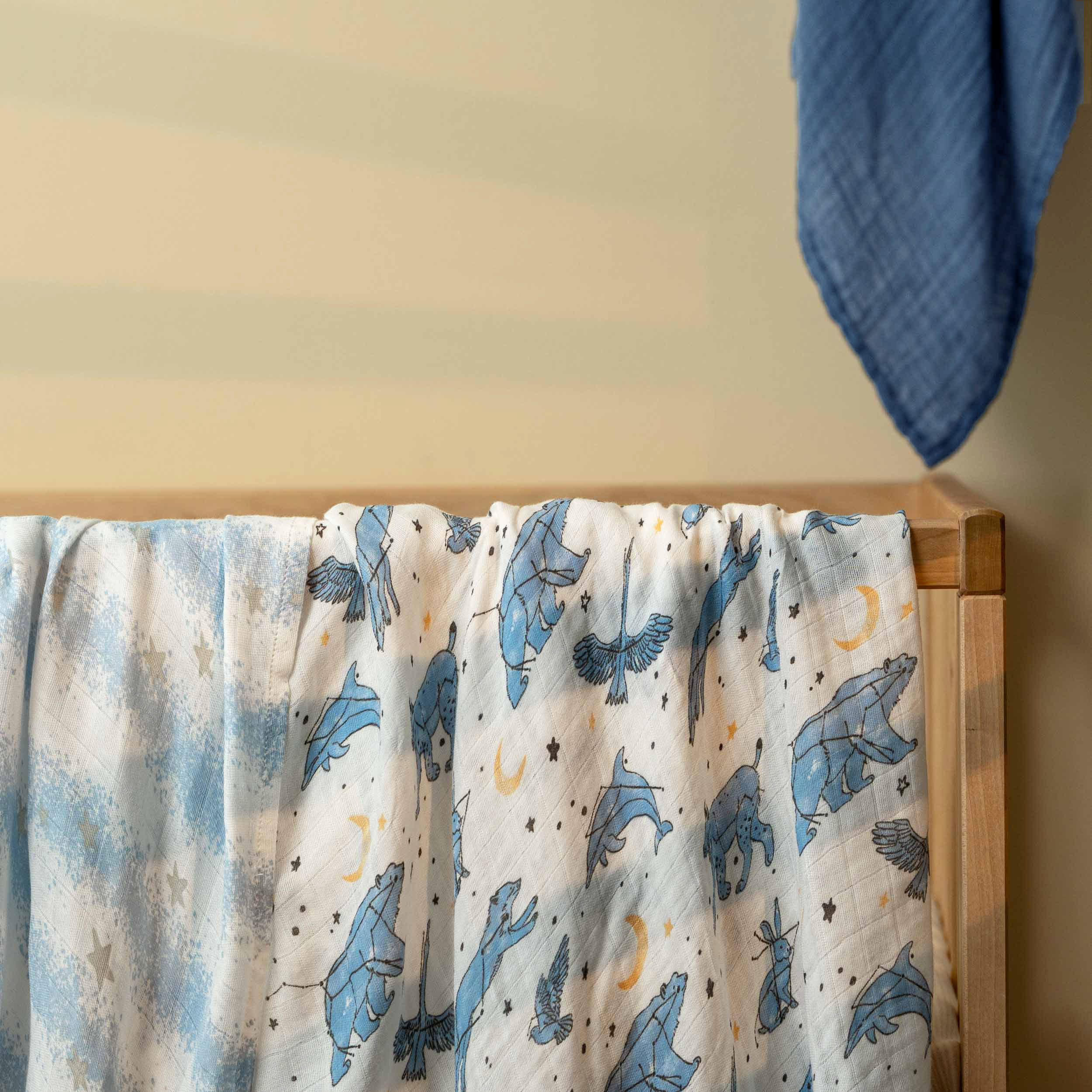 Muslin Swaddle Blankets 4-Pack | 35"x40" | Star