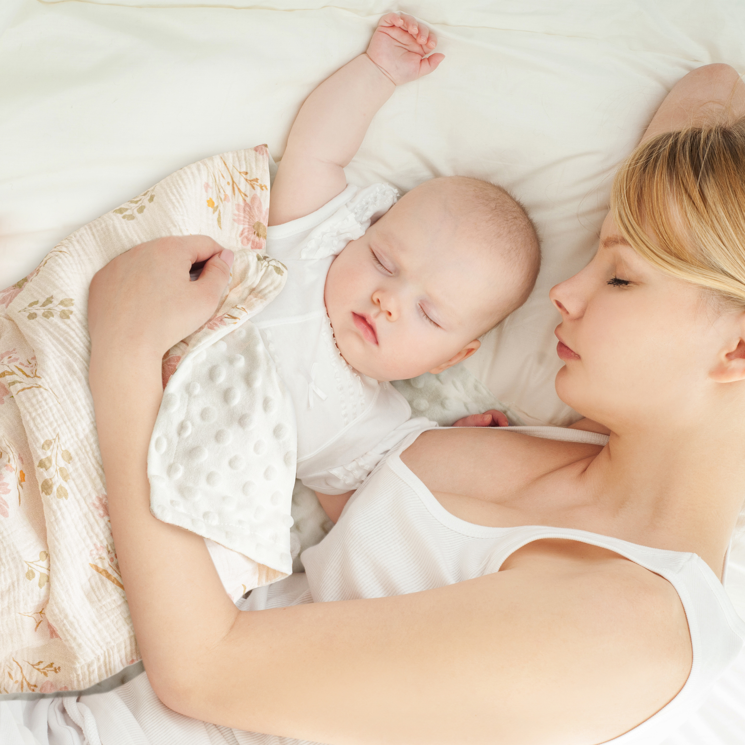 Spring is in the Air | Muslin and Fleece Plush Dot Blanket | 30''*40''