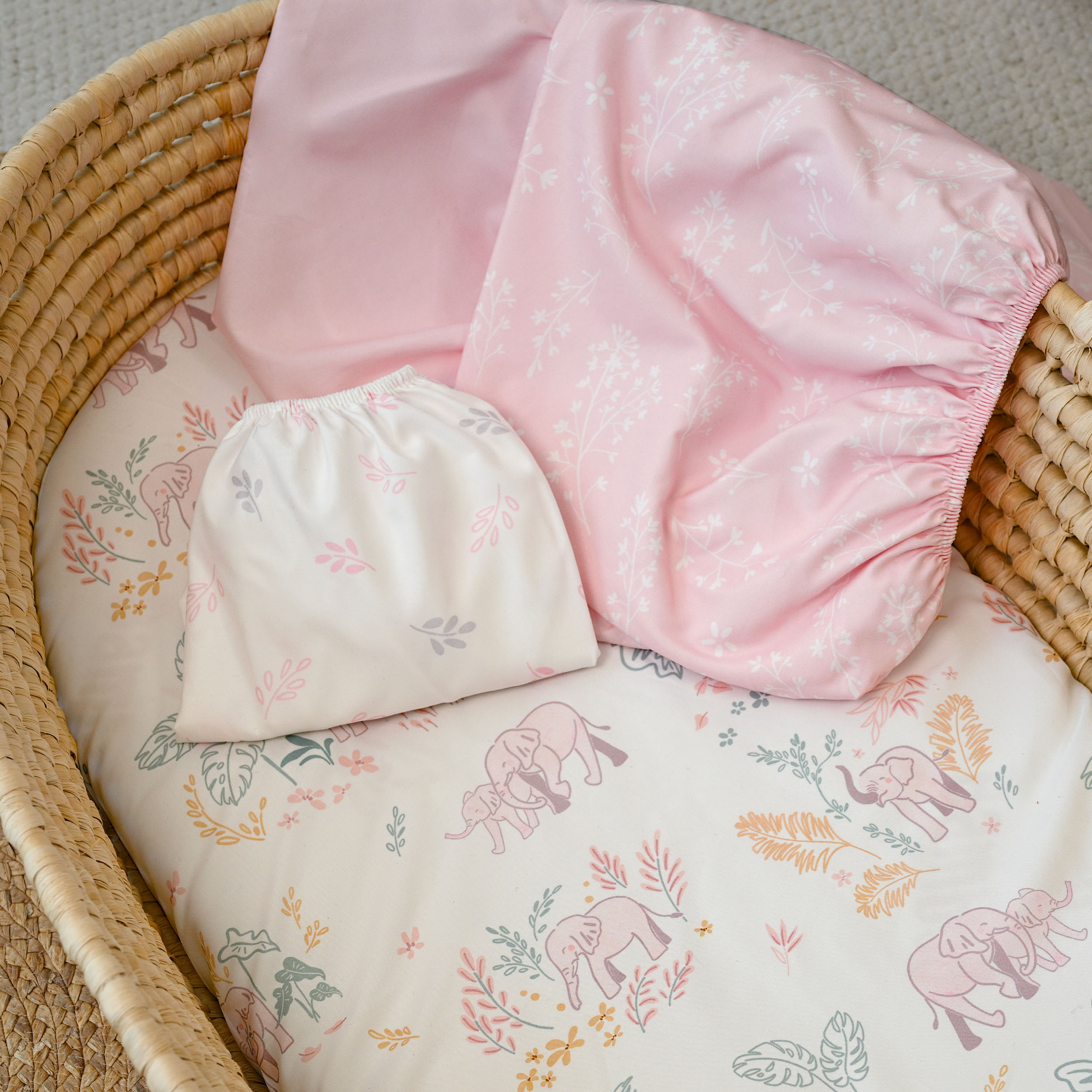 Line-Talk Elephant | Soft Microfiber Fitted Change Pad Cover & Bassinet Sheets 4 Pack | 16''*32''