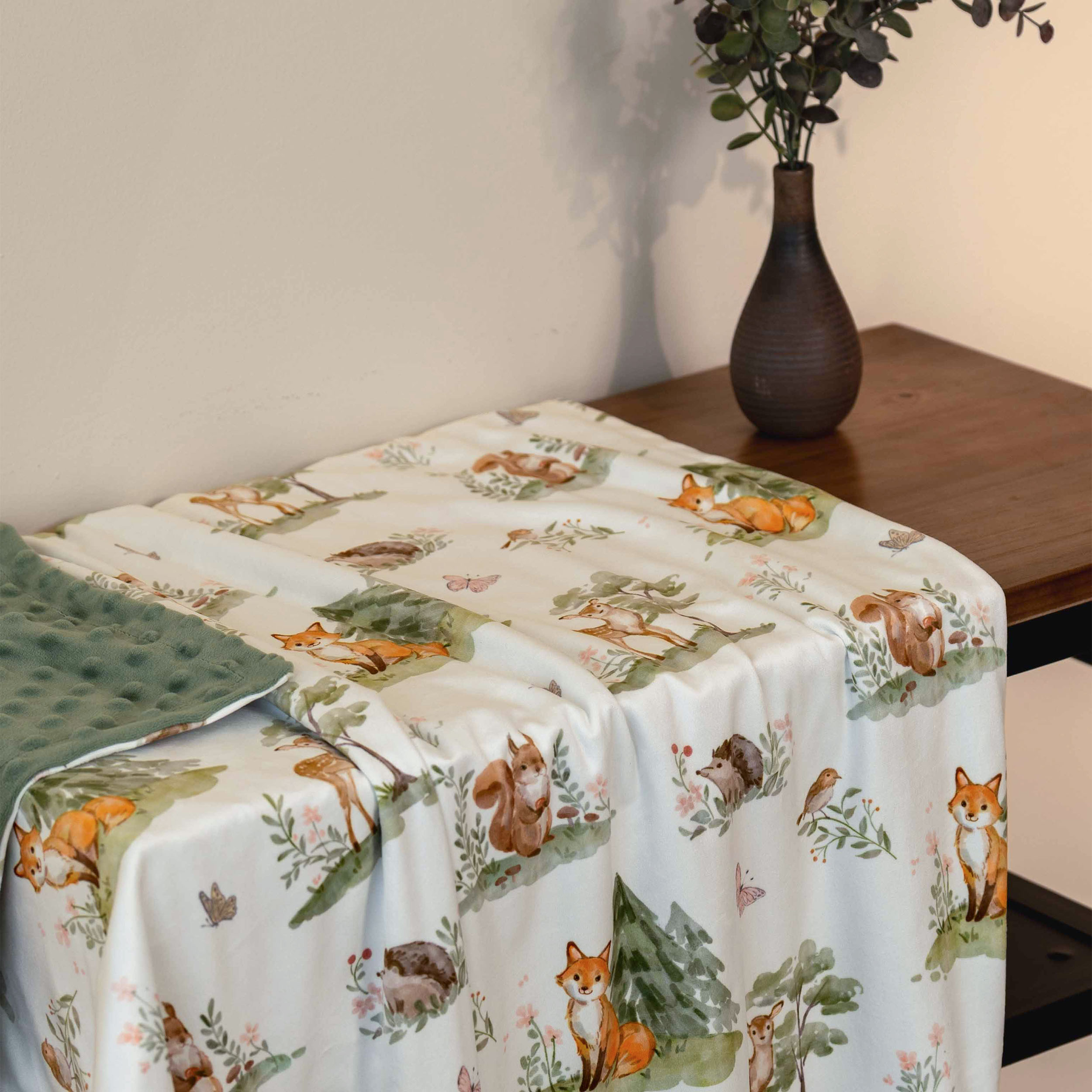 Sylvans | Fleece Plush Dot Blanket | 30''*40''