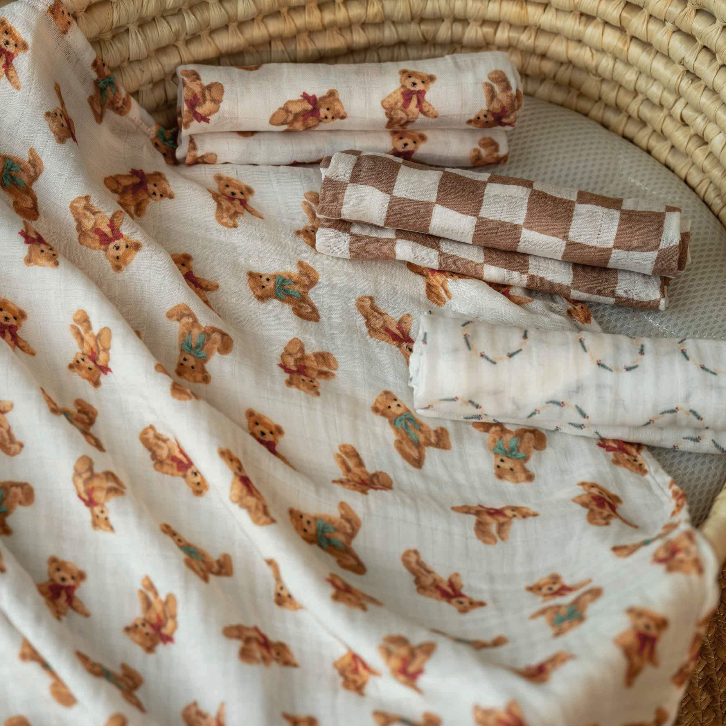 Muslin Swaddle Blankets 6-Pack | 27x27" | Christmas Bear