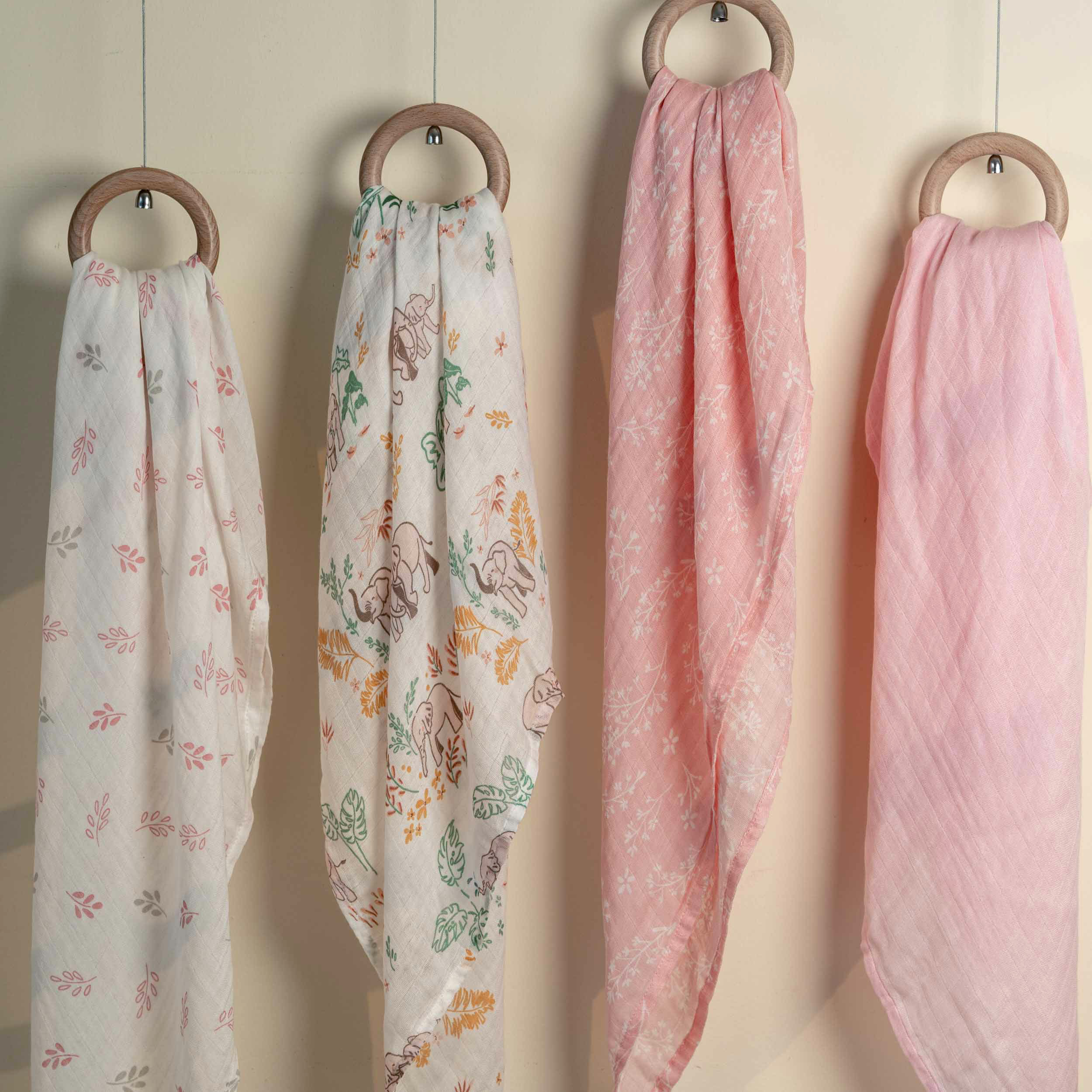 Muslin Swaddle Blankets 4-Pack | 35"x40" | Line-Talk Elephant