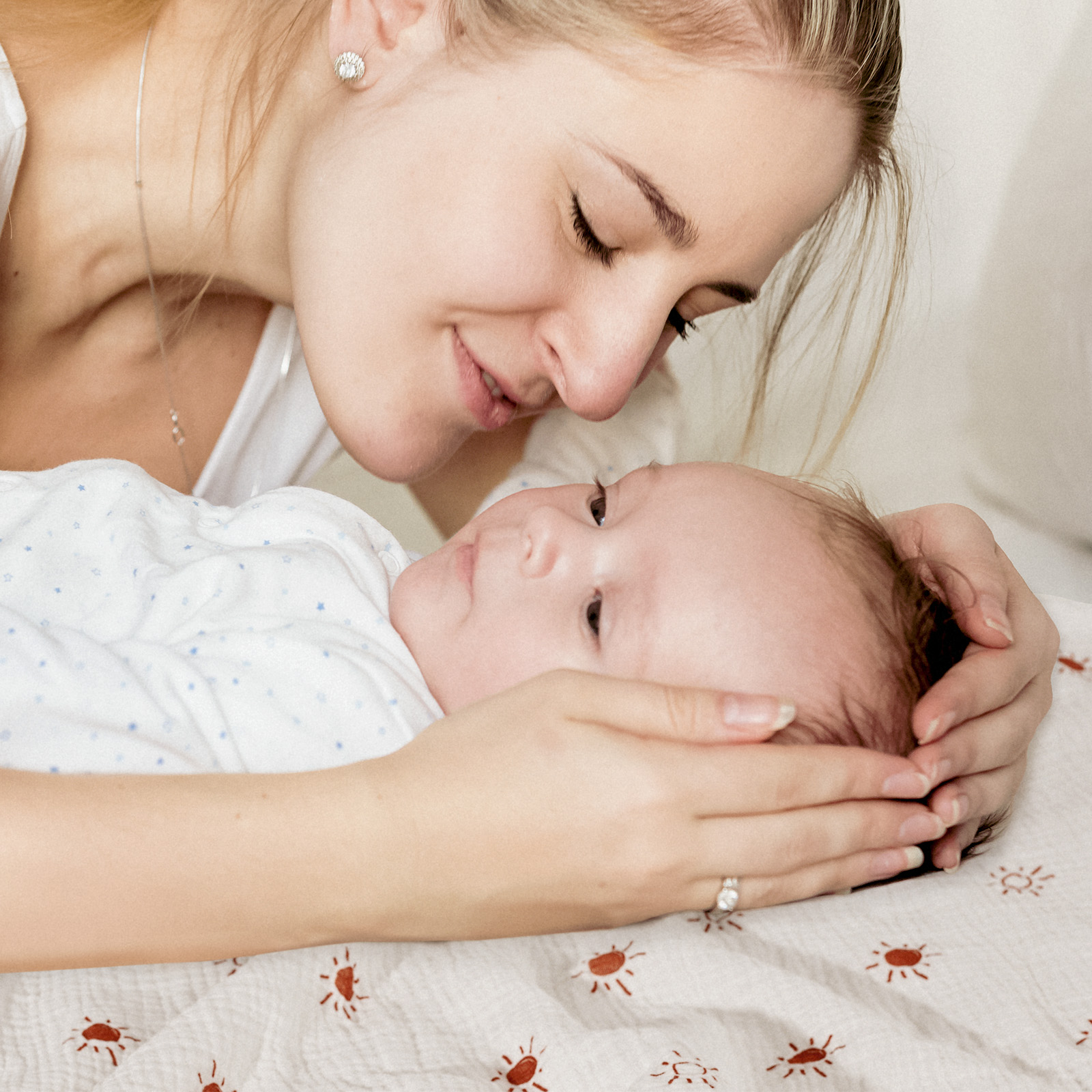 Daylight | SoarwgKids Fleece Plush Dot Blanket | 30''*40''