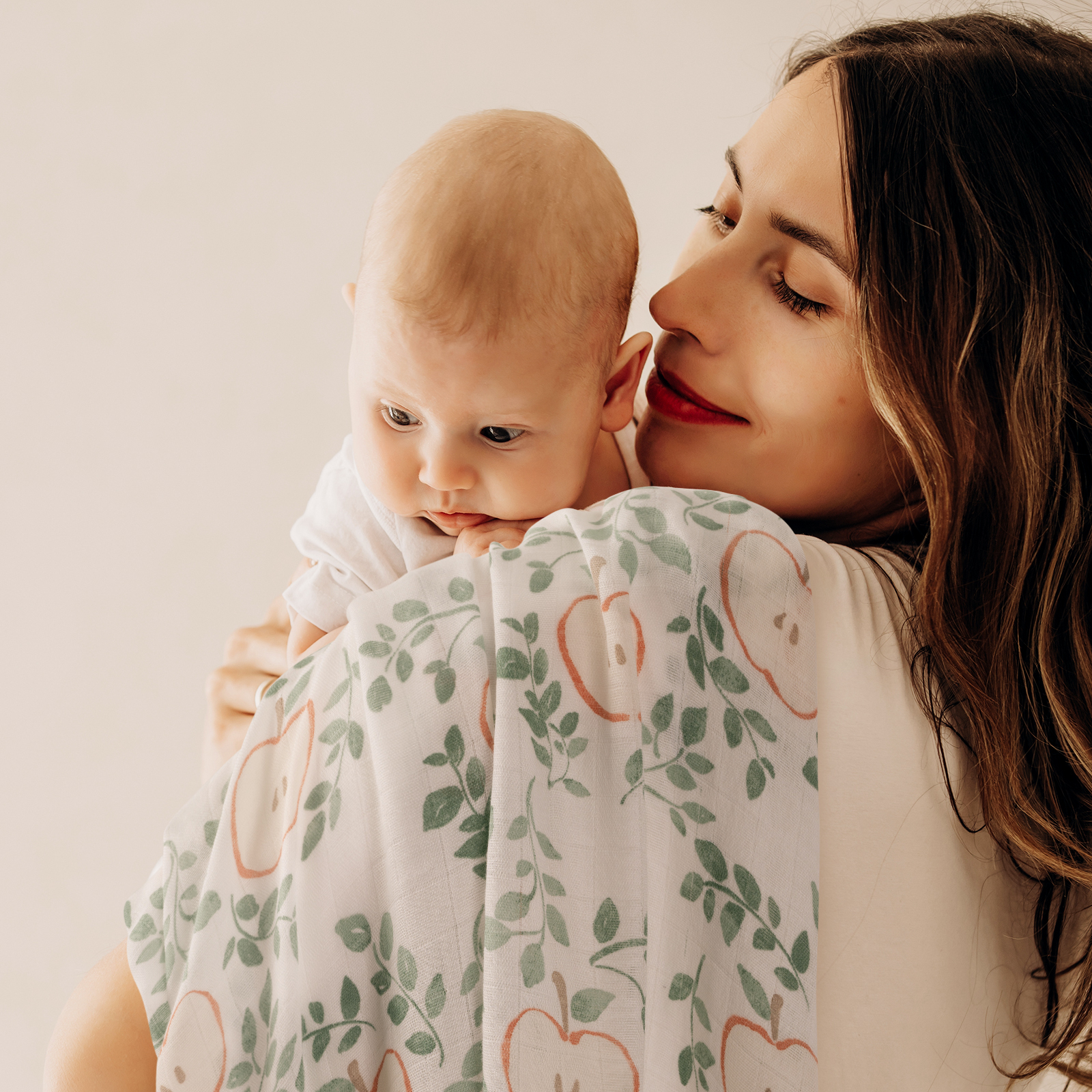 Muslin Swaddle Blankets 6-Pack | 27x27" | Apple Paradise