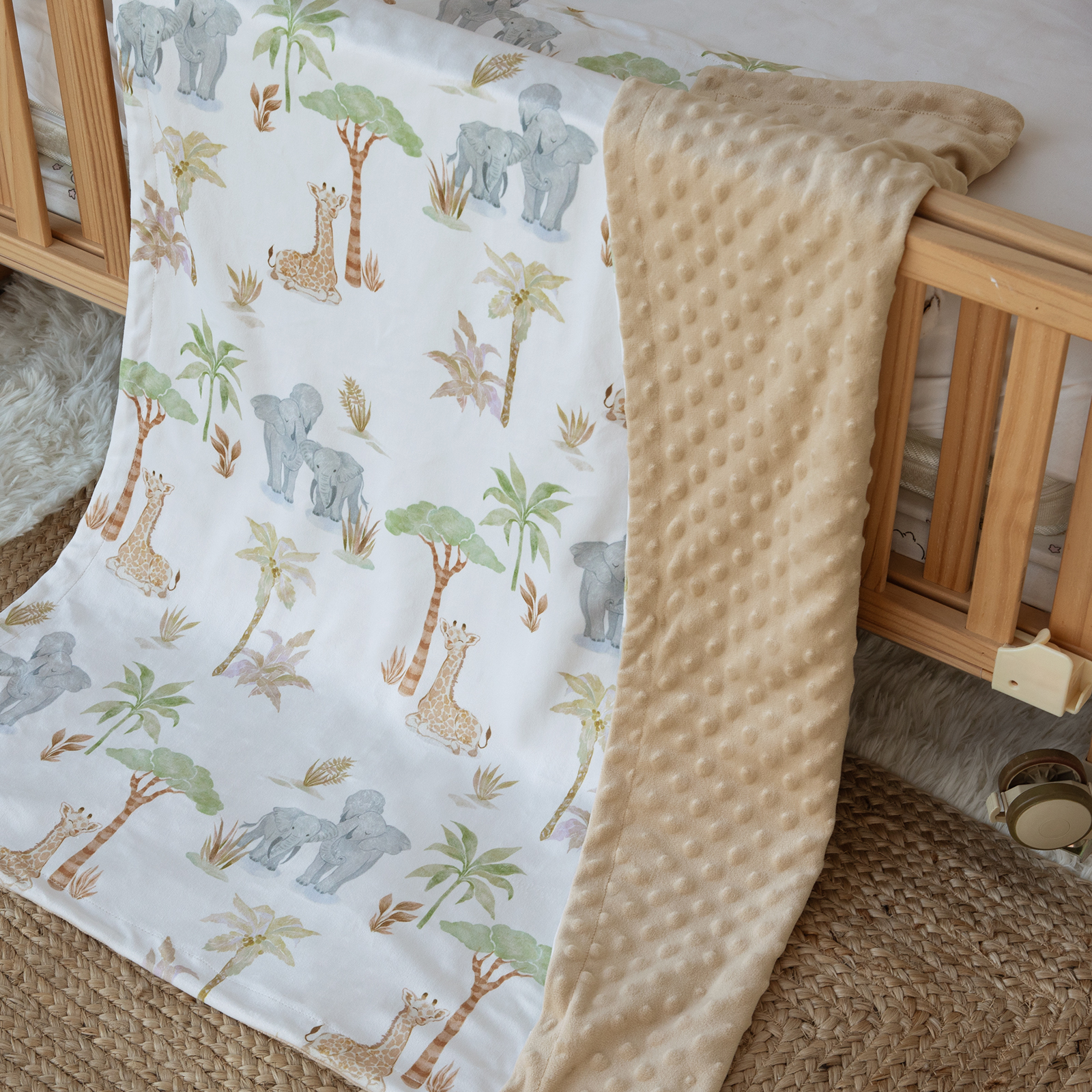 Savanna | Fleece Plush Dot Blanket | 30''*40''