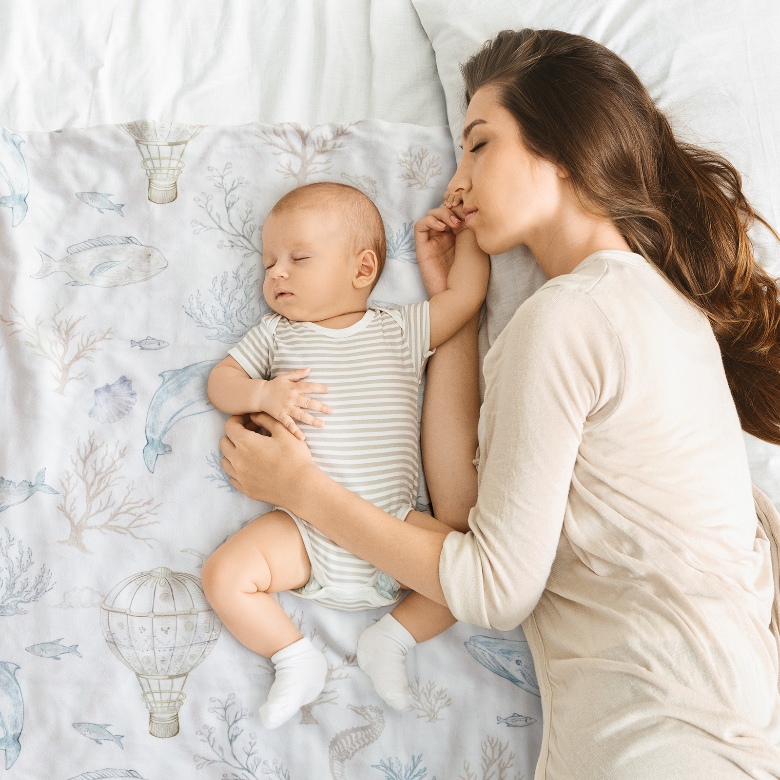 WhaleDream SkyVoyage | Fleece Plush Dot Blanket | 30''*40''