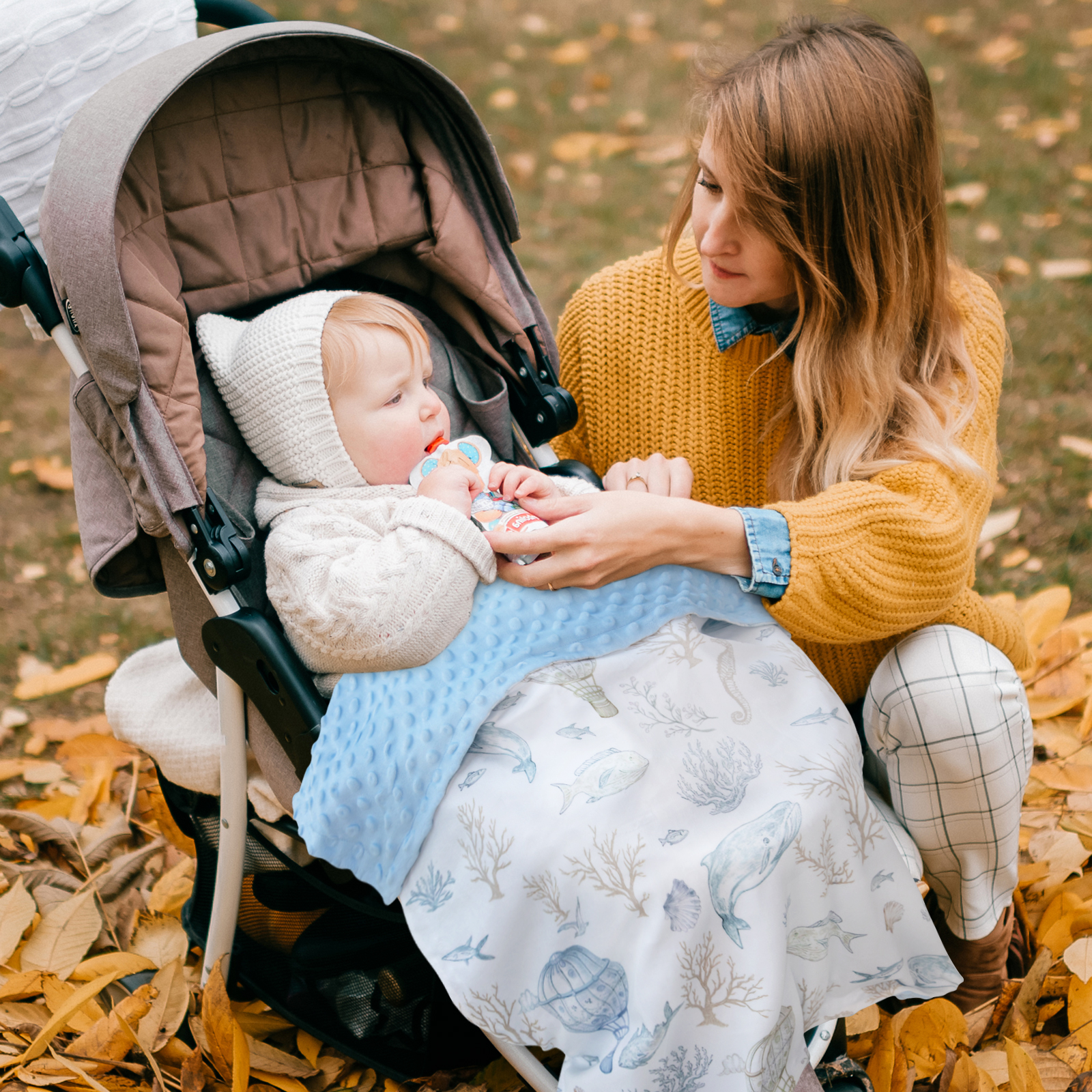 WhaleDream SkyVoyage | Fleece Plush Dot Blanket | 30''*40''