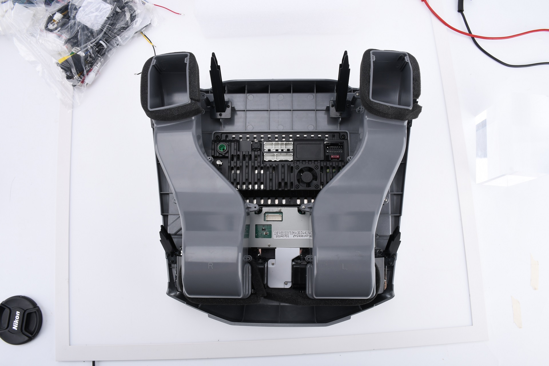 Aotsr 13.3 inch Lexus Rx300 Rx350 2003-2008 screen Car Radio Multimedia Android player unit