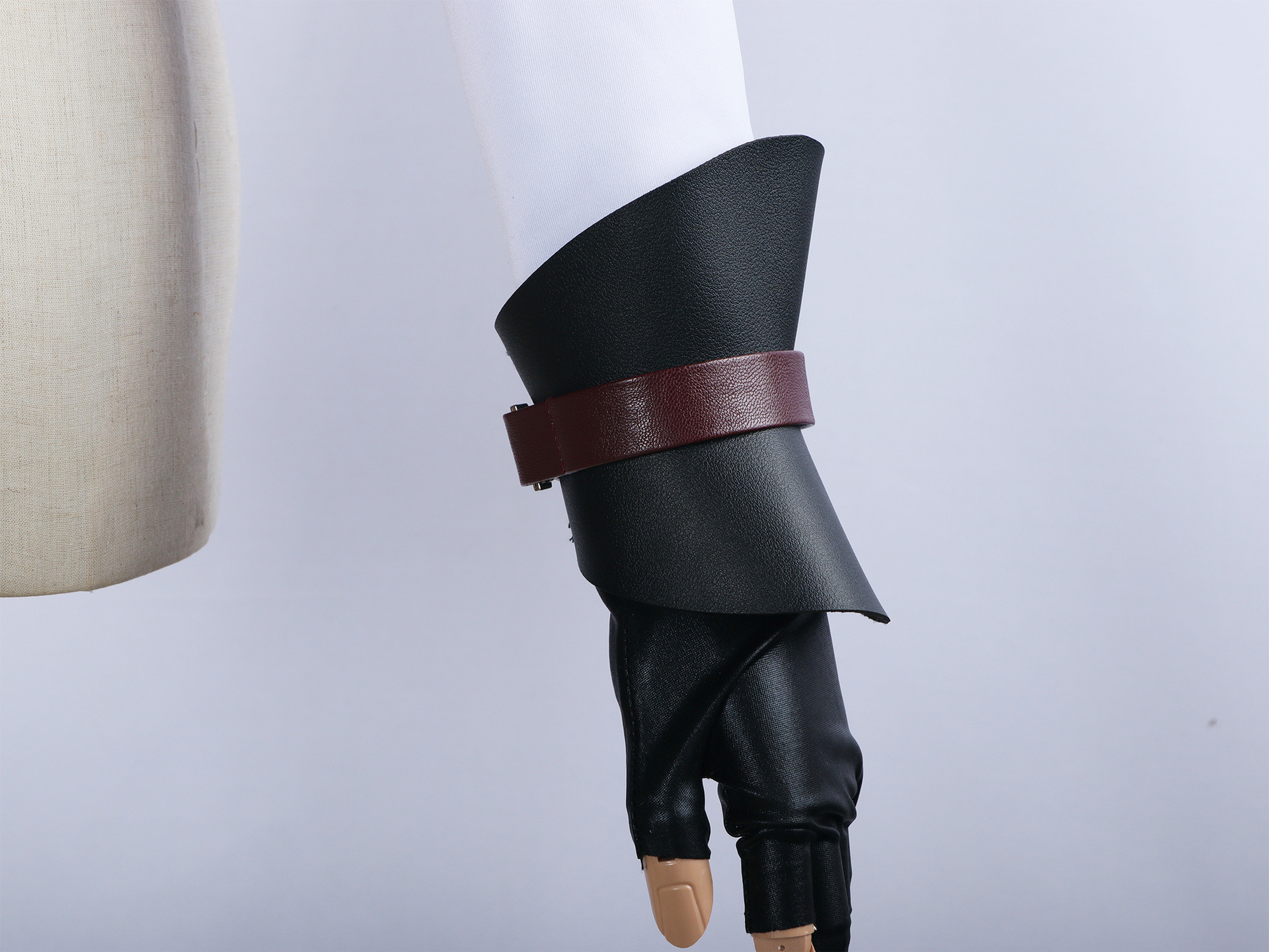 Love and Deepspace Player MC Hunter Uniform Outfits Halloween Carnival Party Cosplay Costume