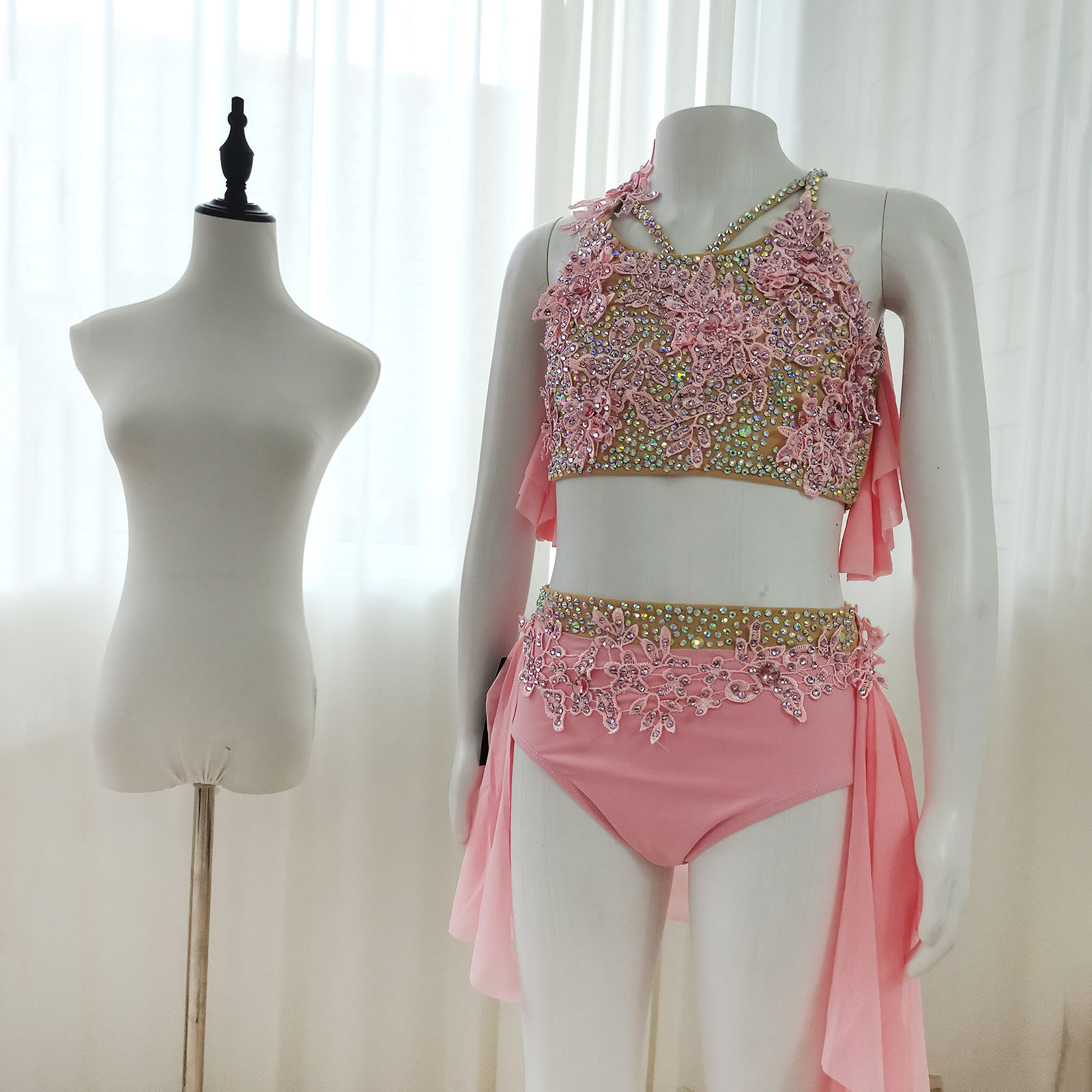 LH Lyrical Dance GD0088