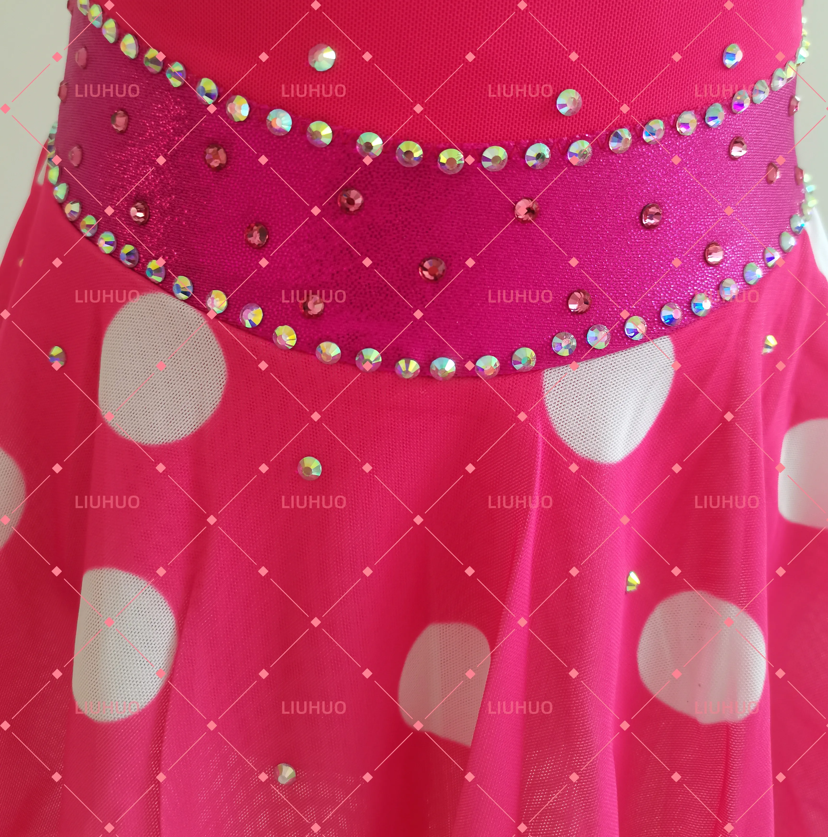 LIUHUO Figure Skating Dress JC1164 | Pink & White Peter Pan Collar Crystal Competition Skating Costume for Girls