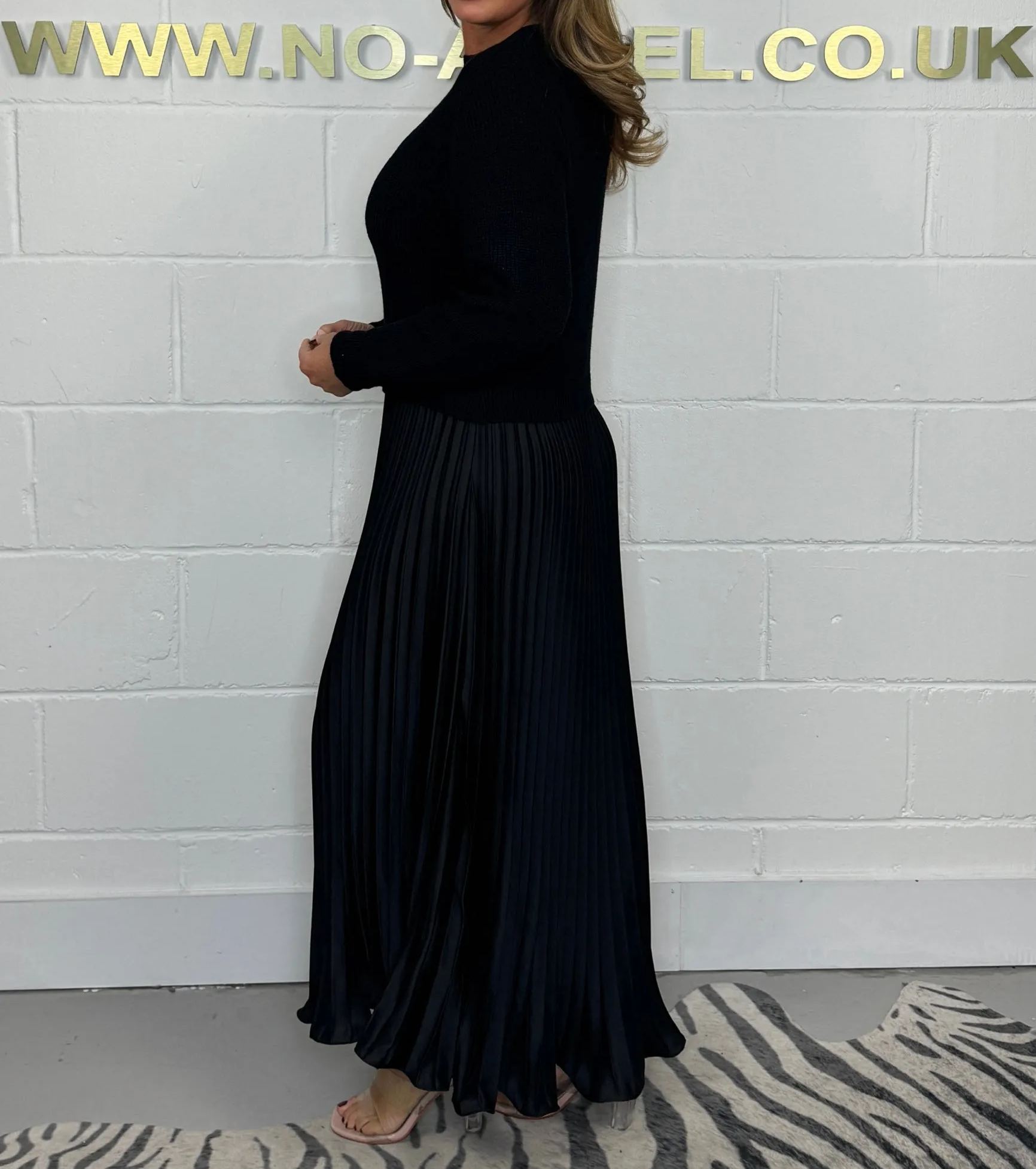 PRE-ORDER!! Long Sleeve Jumper & Pleated Bottom Dress (5 Colours)